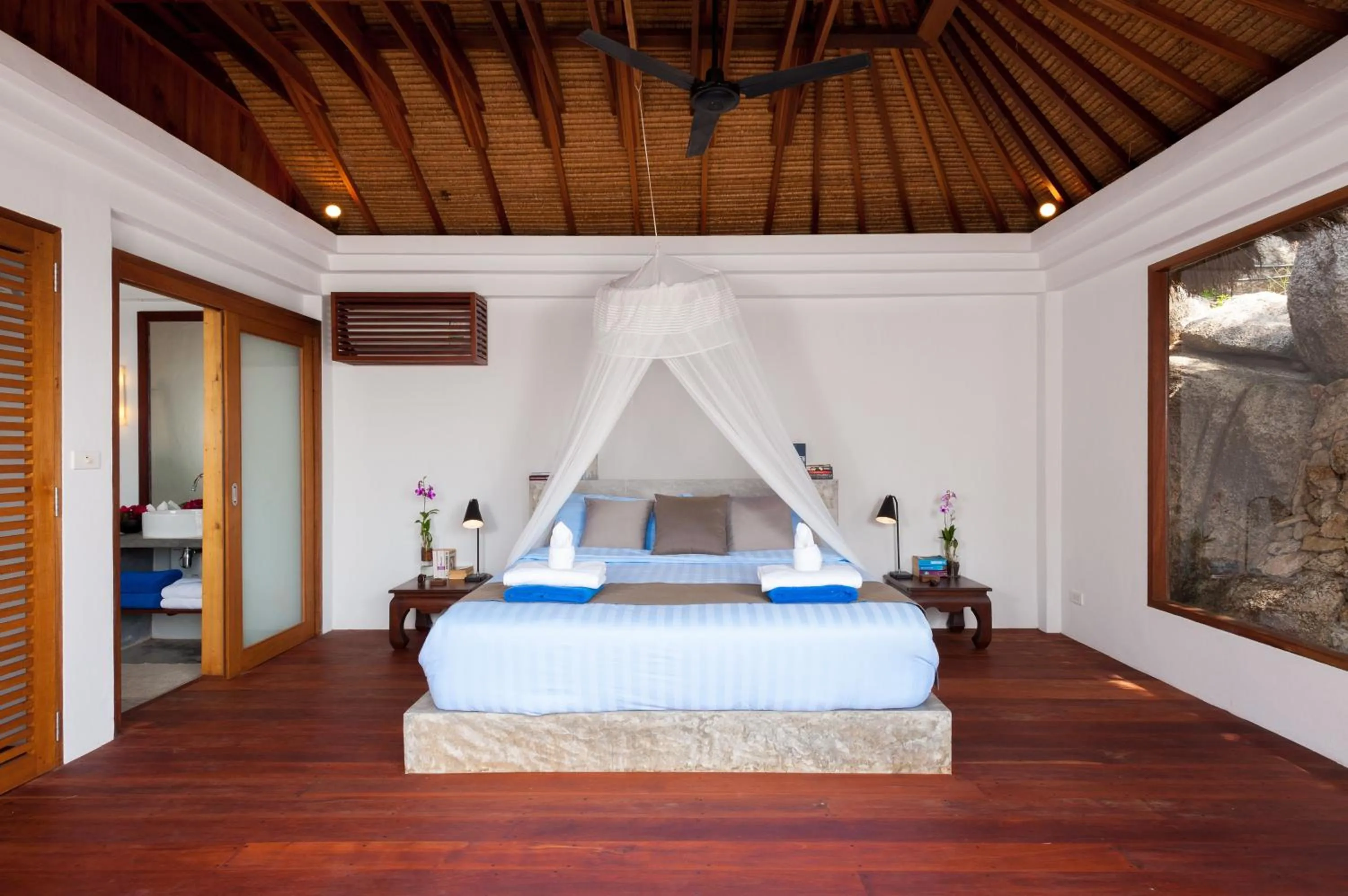 Bed in Cape Shark Villas