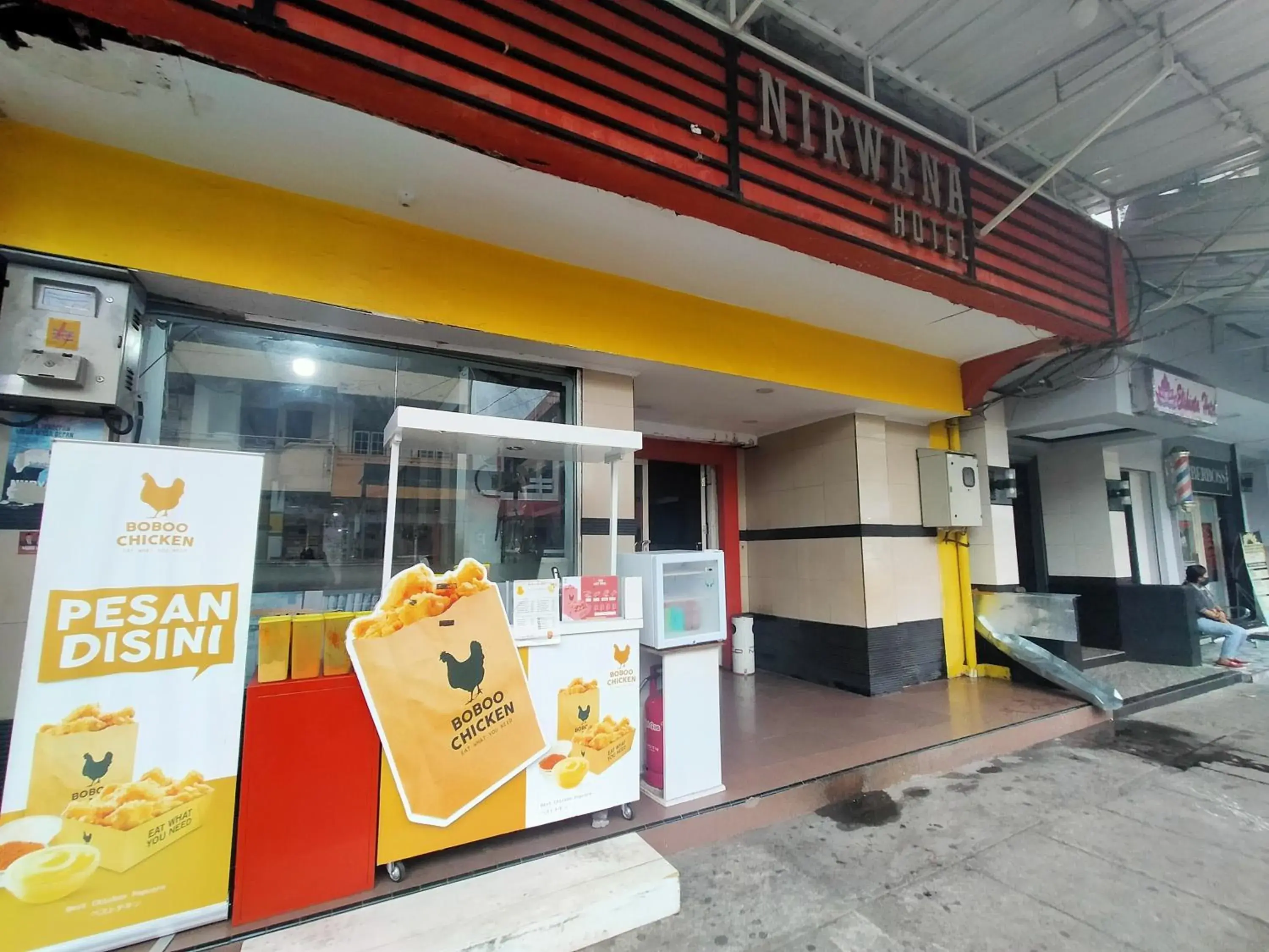 Facade/entrance in Hotel Nirwana Ternate RedPartner Facade/entrance in Hotel Nirwana Ternate RedPartner