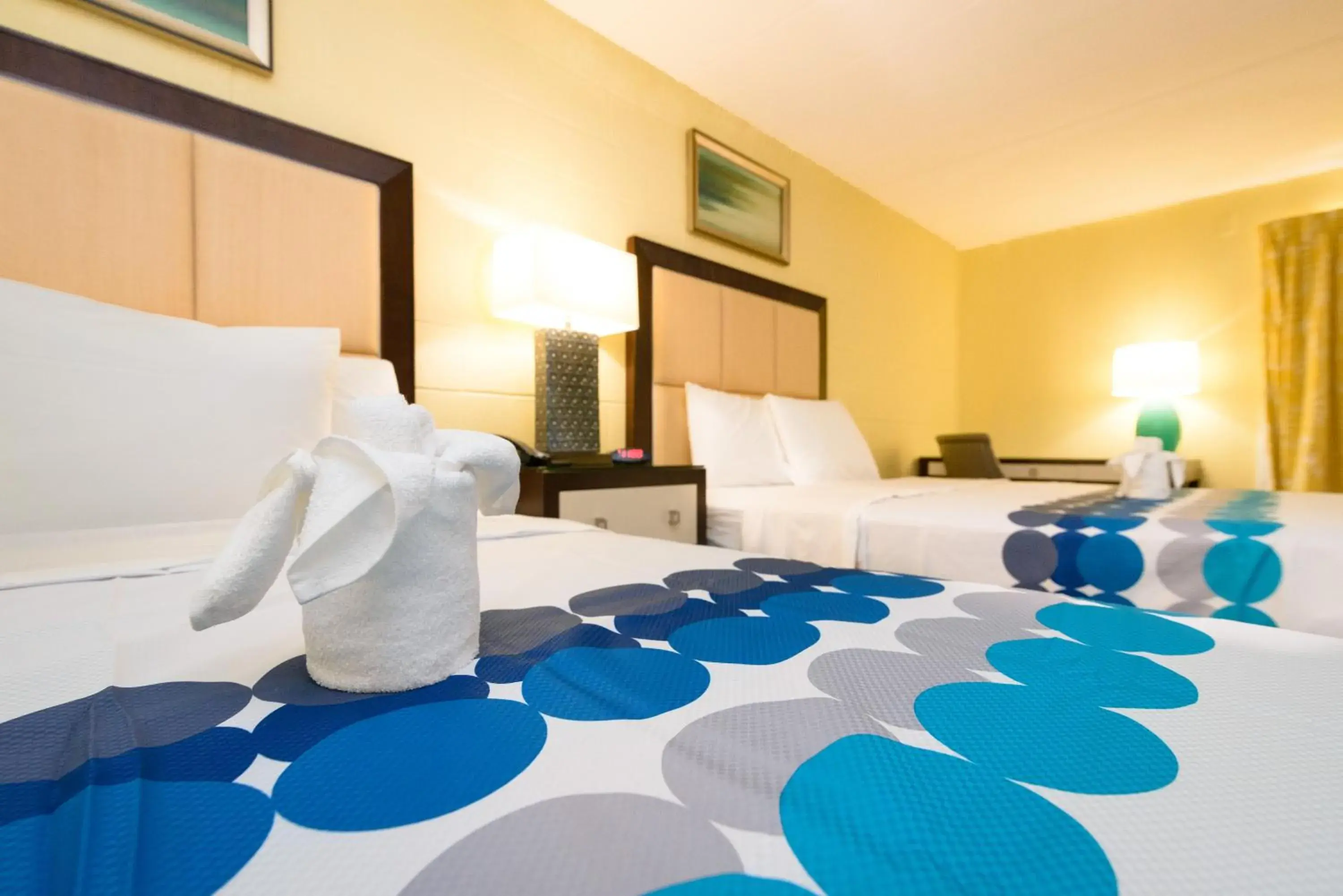 Bed in Heart of Manteo Bed in Heart of Manteo