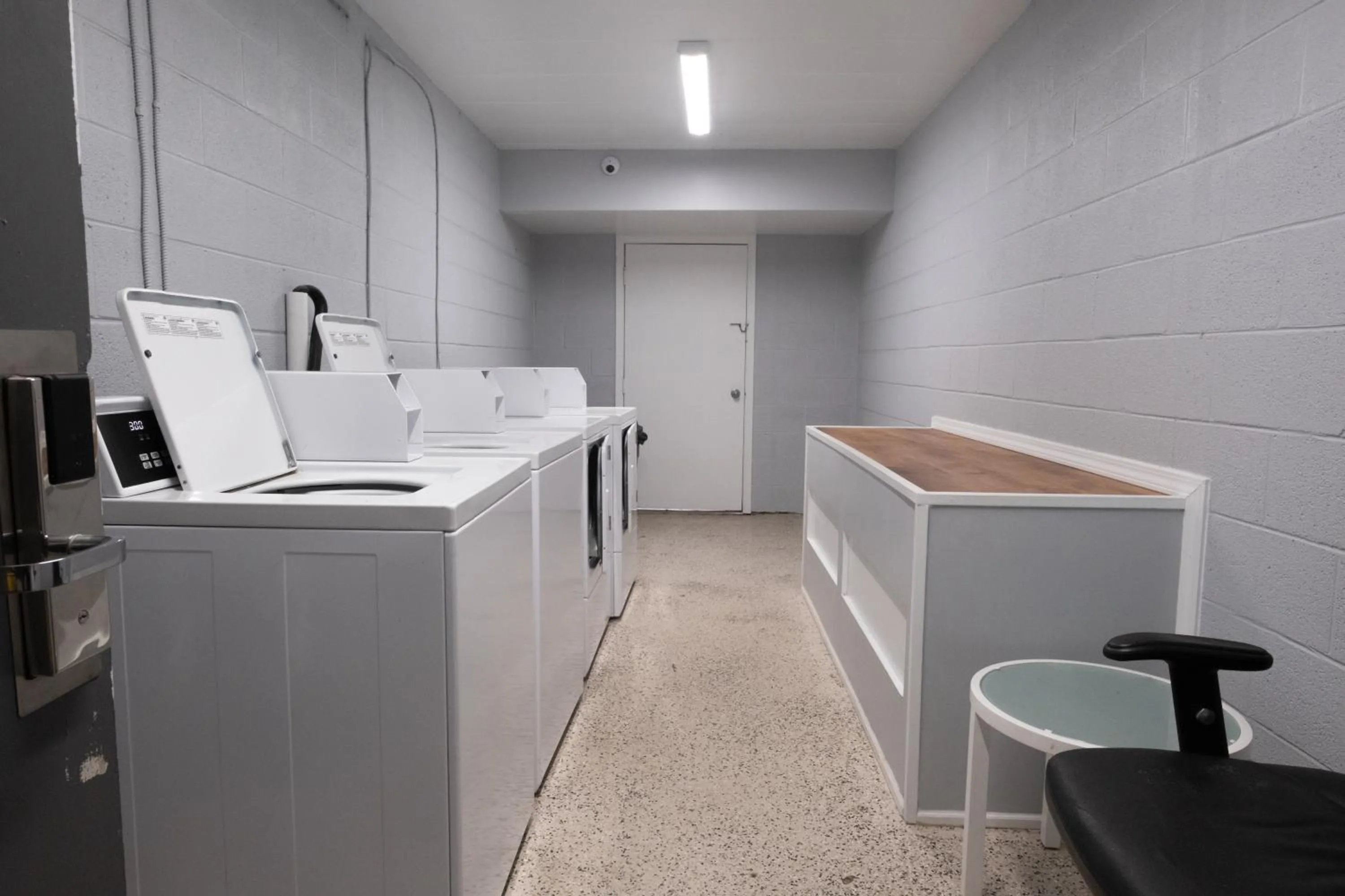 laundry in Heart of Manteo