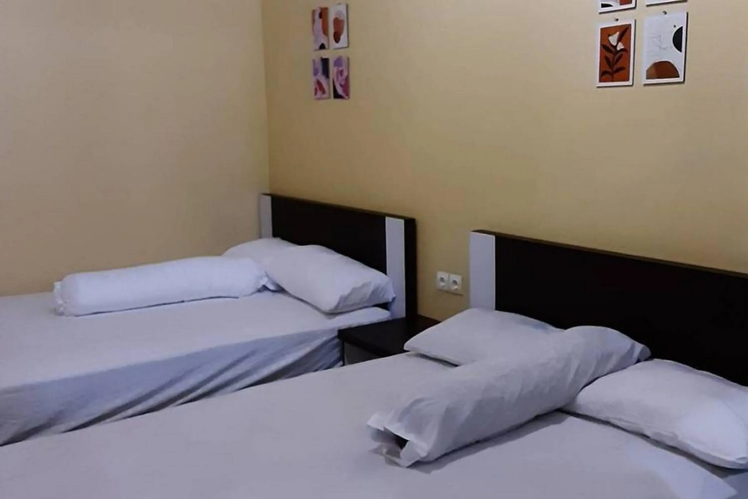 Bedroom, Bed in Guest House Syariah LP3B Brebes RedPartner Bedroom, Bed in Guest House Syariah LP3B Brebes RedPartner