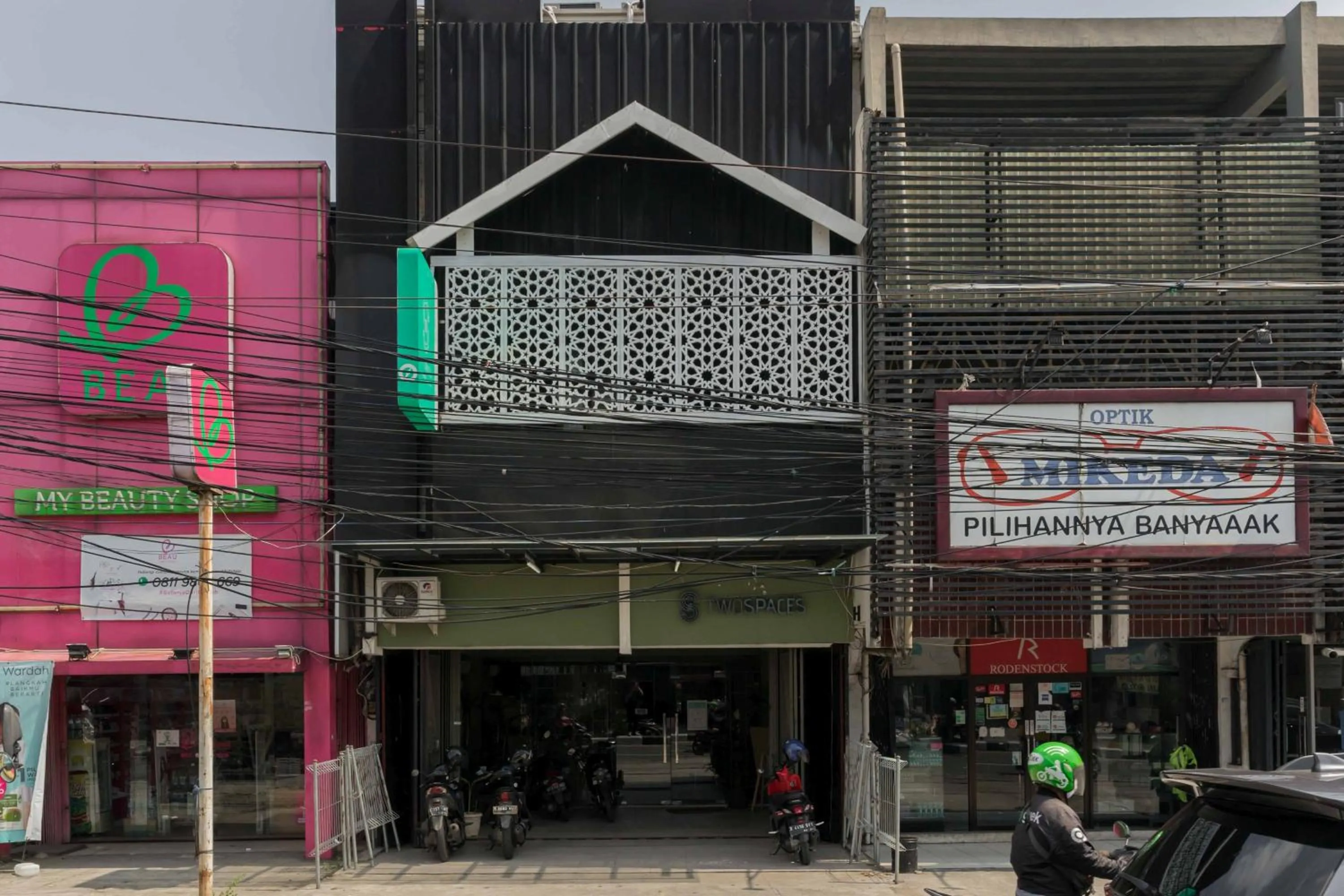 Property building in Elite Residence near UIN University