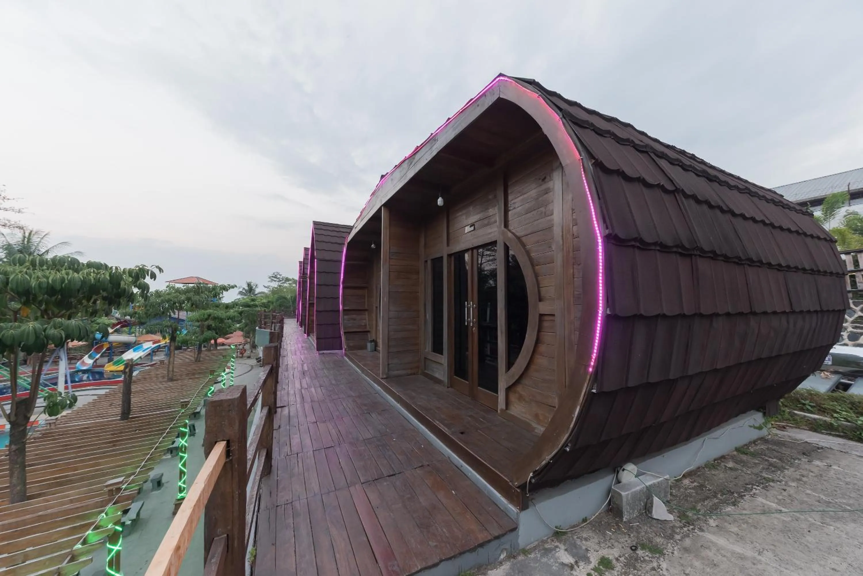 Property building in Urbanview Hotel Cianjur City Park by RedDoorz