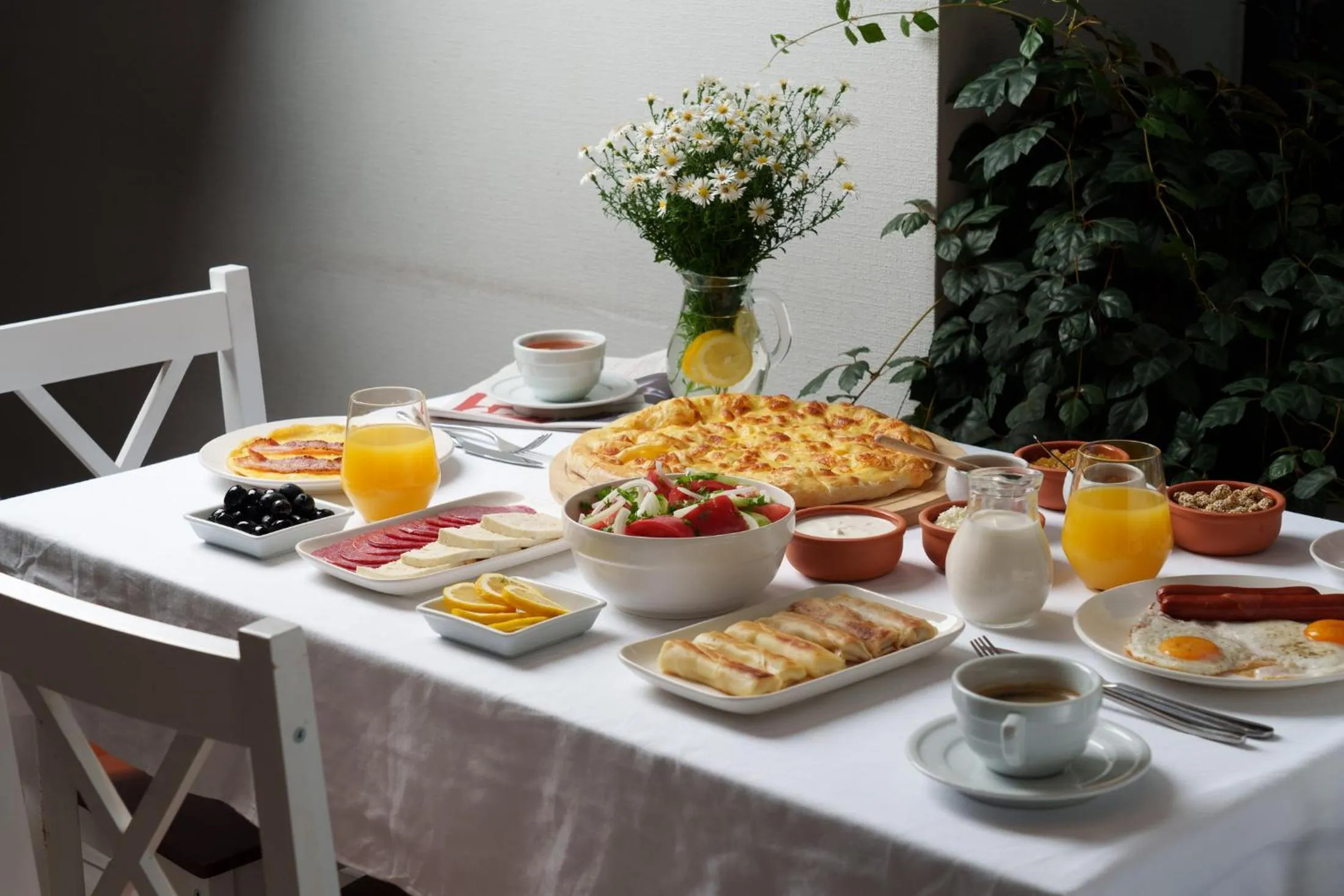 Food and drinks in Eleven Inn Tbilisi