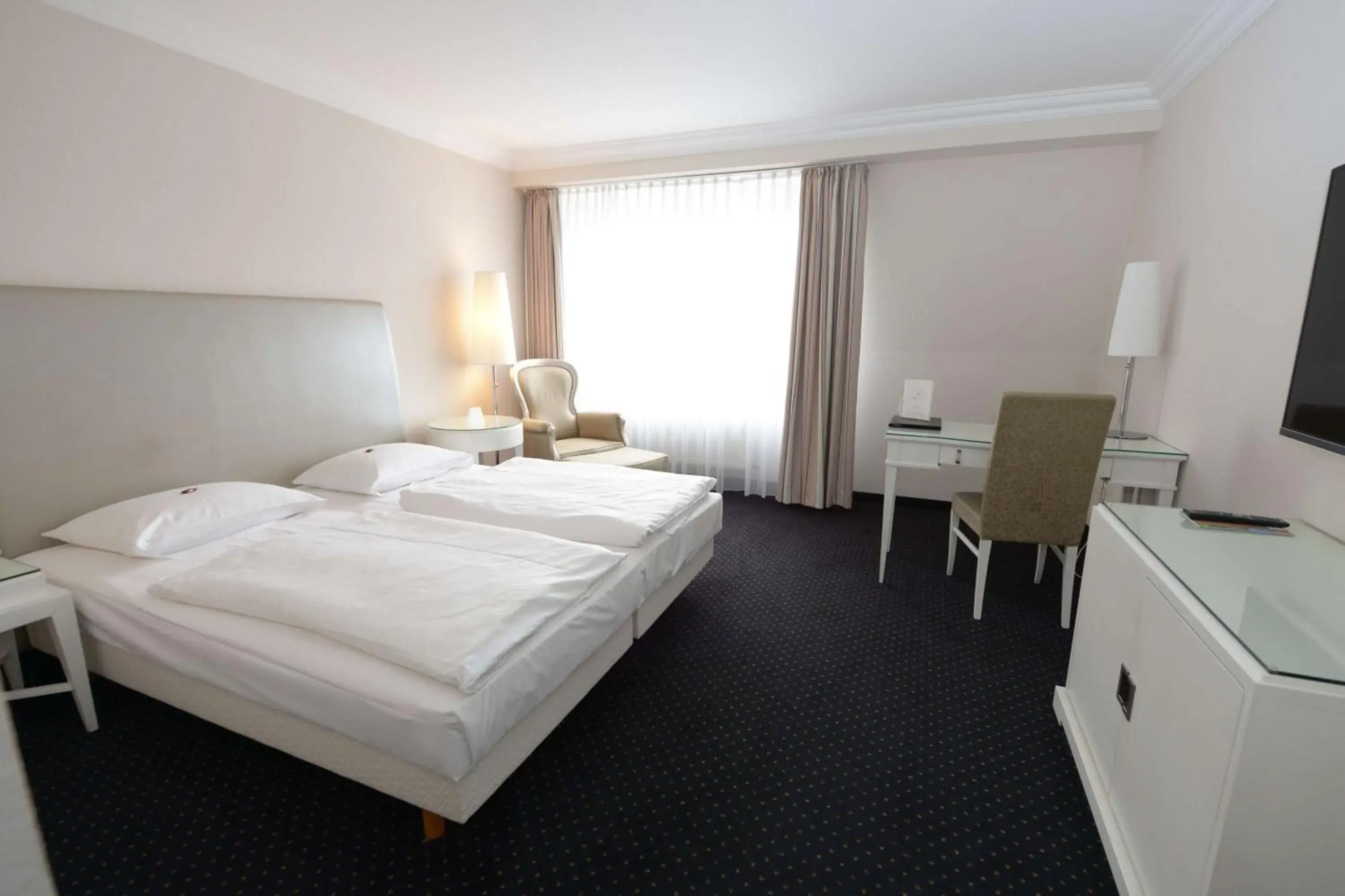 Double Room in Hotel & Restaurant Schönau Double Room in Hotel & Restaurant Schönau