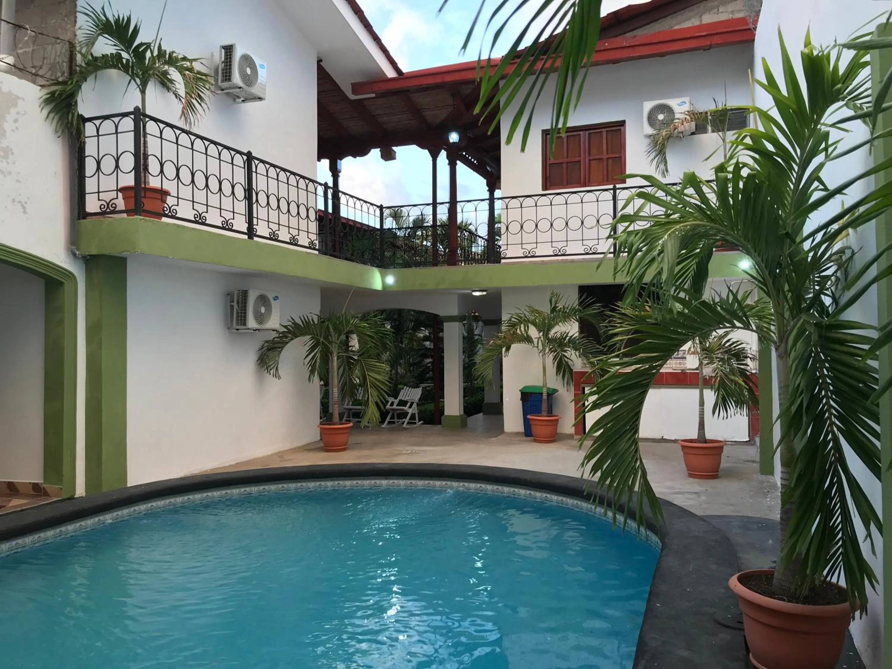 Pool view in Hotel Torogoz