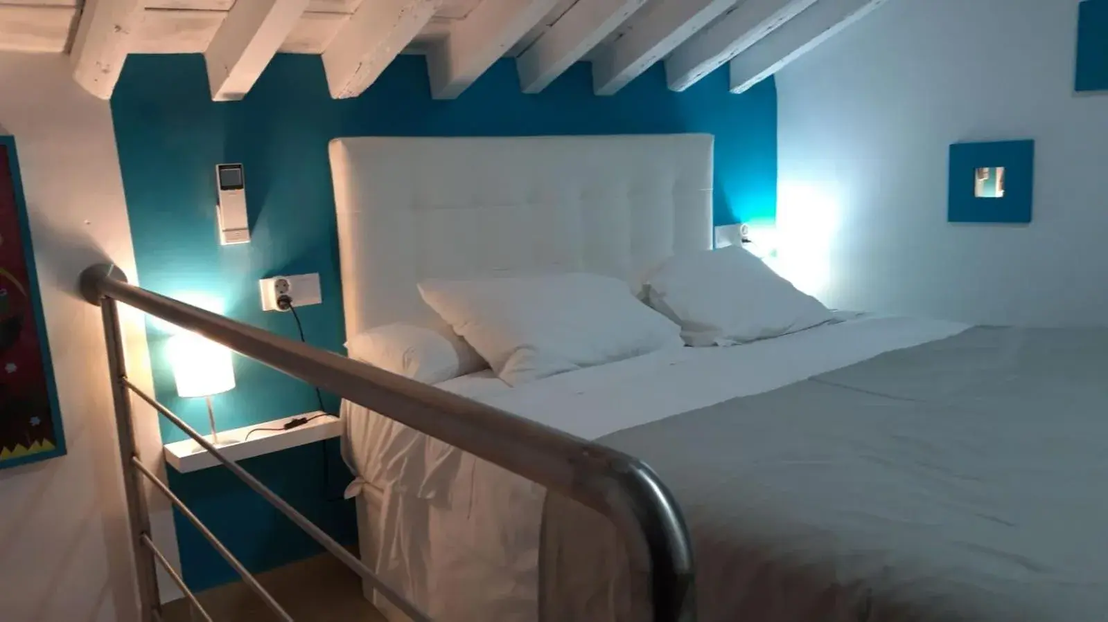 Duplex Apartment with Terrace and Balcony in Apartamentos Marques De La Merced Duplex Apartment with Terrace and Balcony in Apartamentos Marques De La Merced