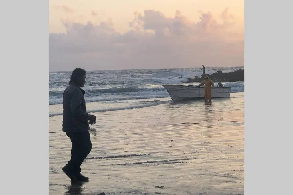 Beachfront Condo close Puerto Nuevo, Papas, and Valle de Guadalupe