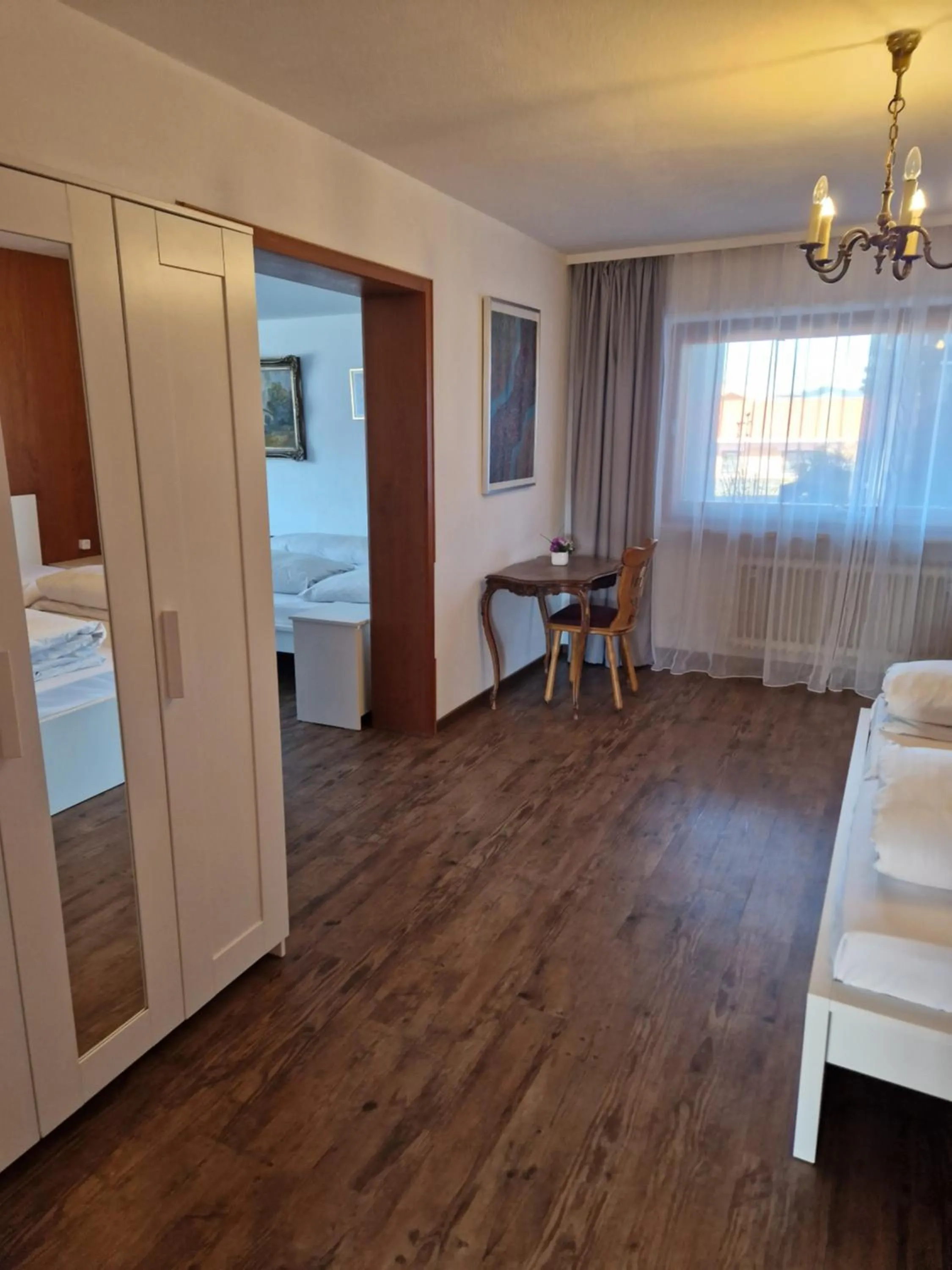 Photo of the whole room in HOTEL WALDHORN