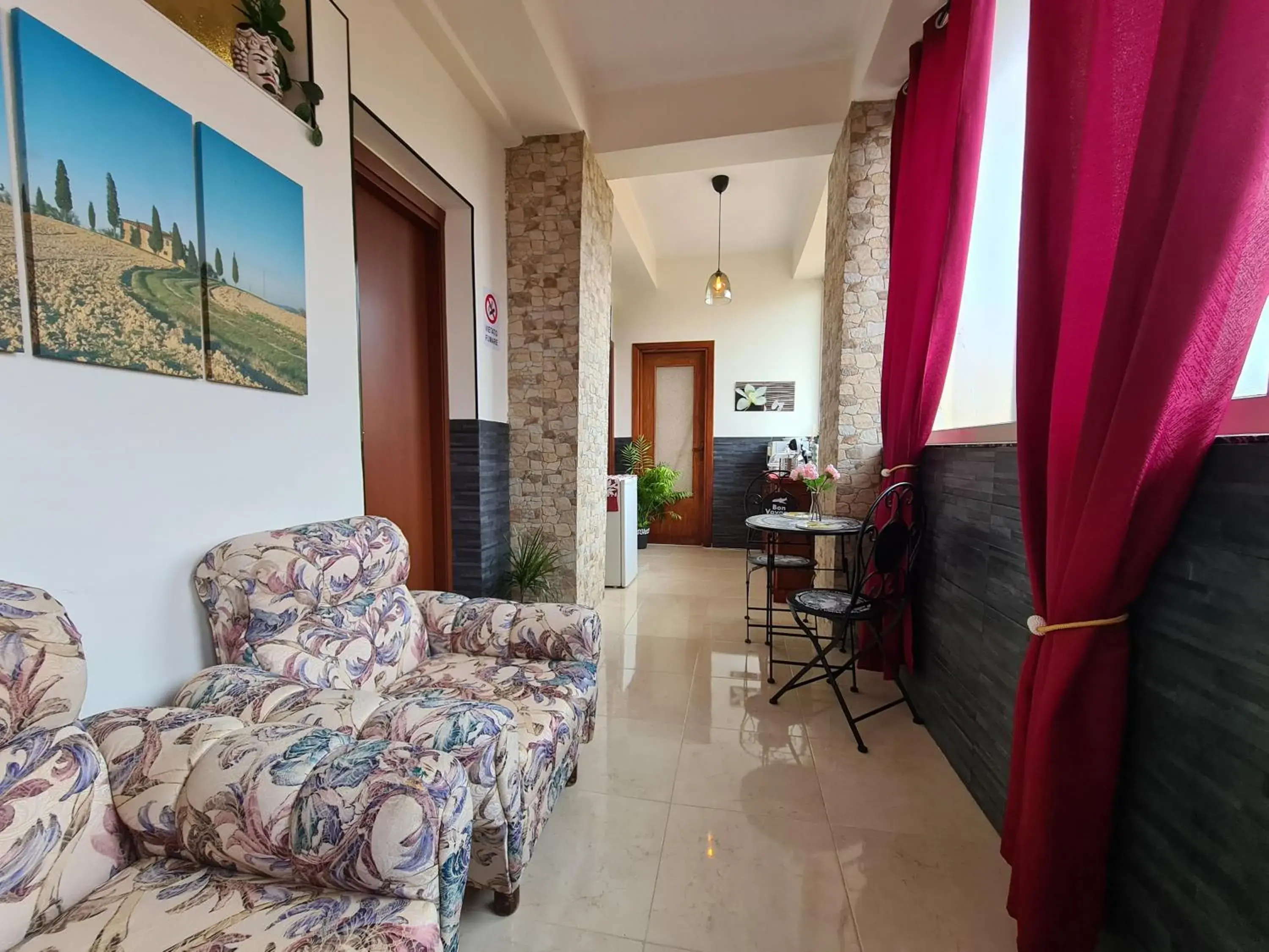 Domus Lace Domus Lace