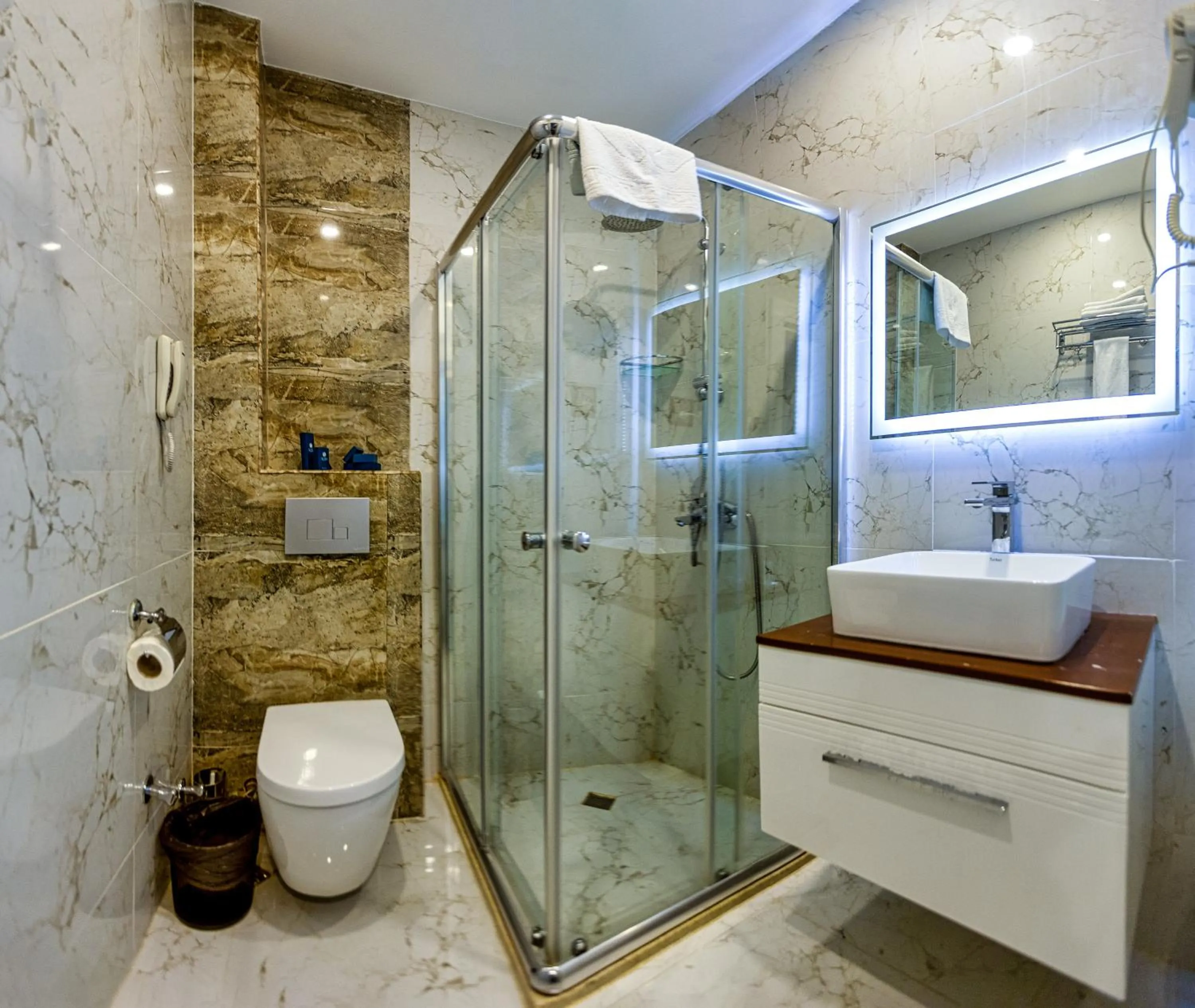 Bathroom in ALBA HOTEL & SPA