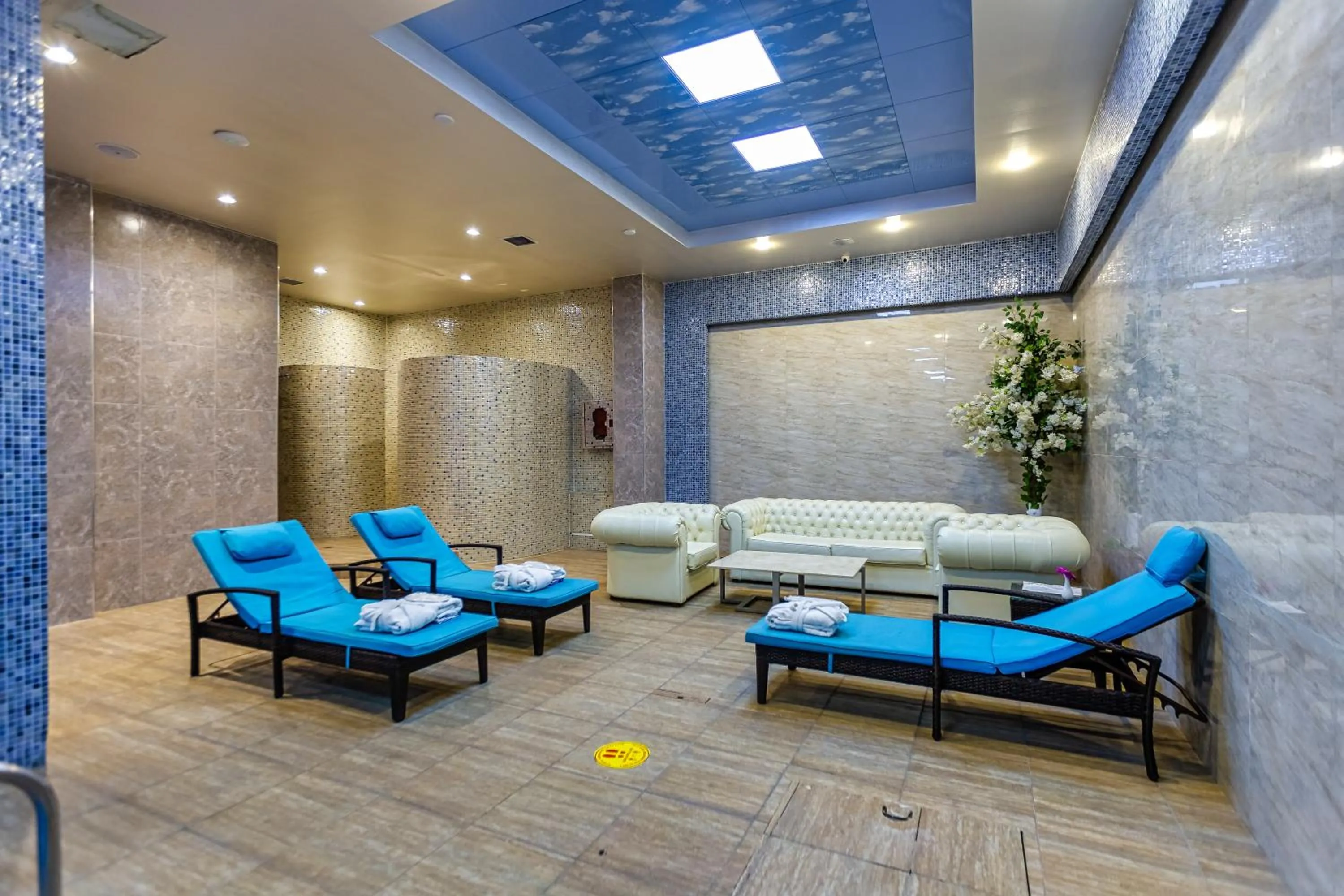 Sauna in ALBA HOTEL & SPA