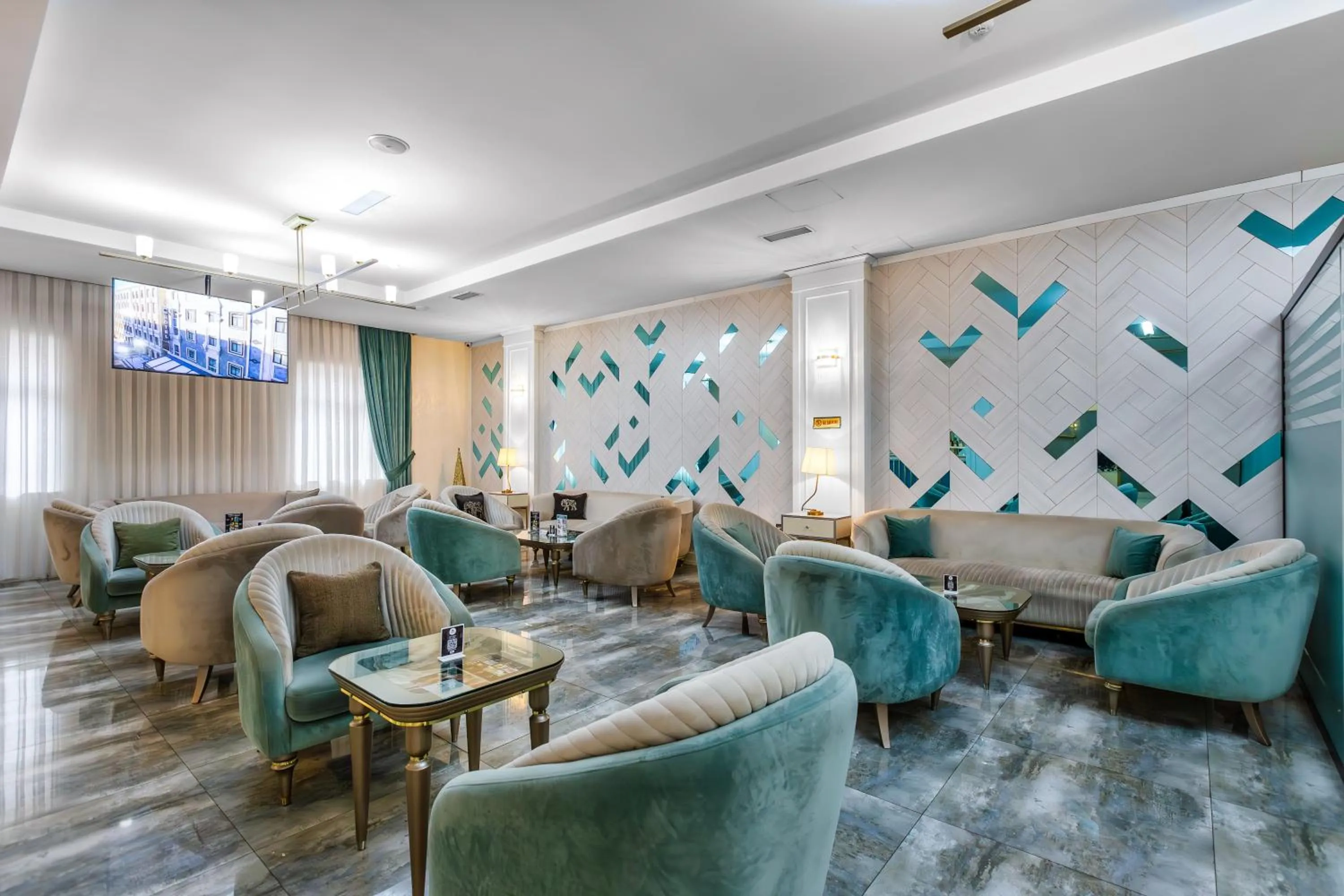 Living room in ALBA HOTEL & SPA