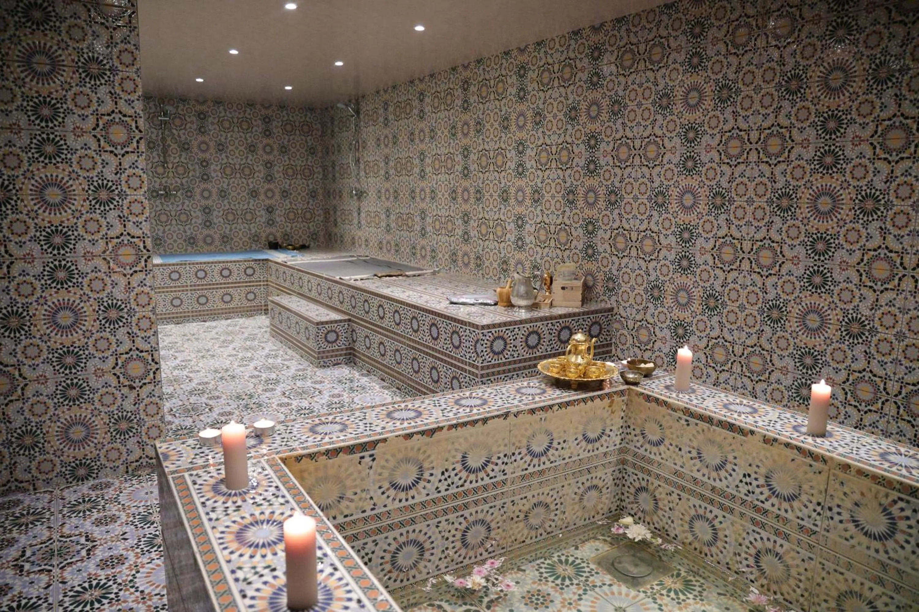 Riviera Hotel and Beach Lounge, Beirut