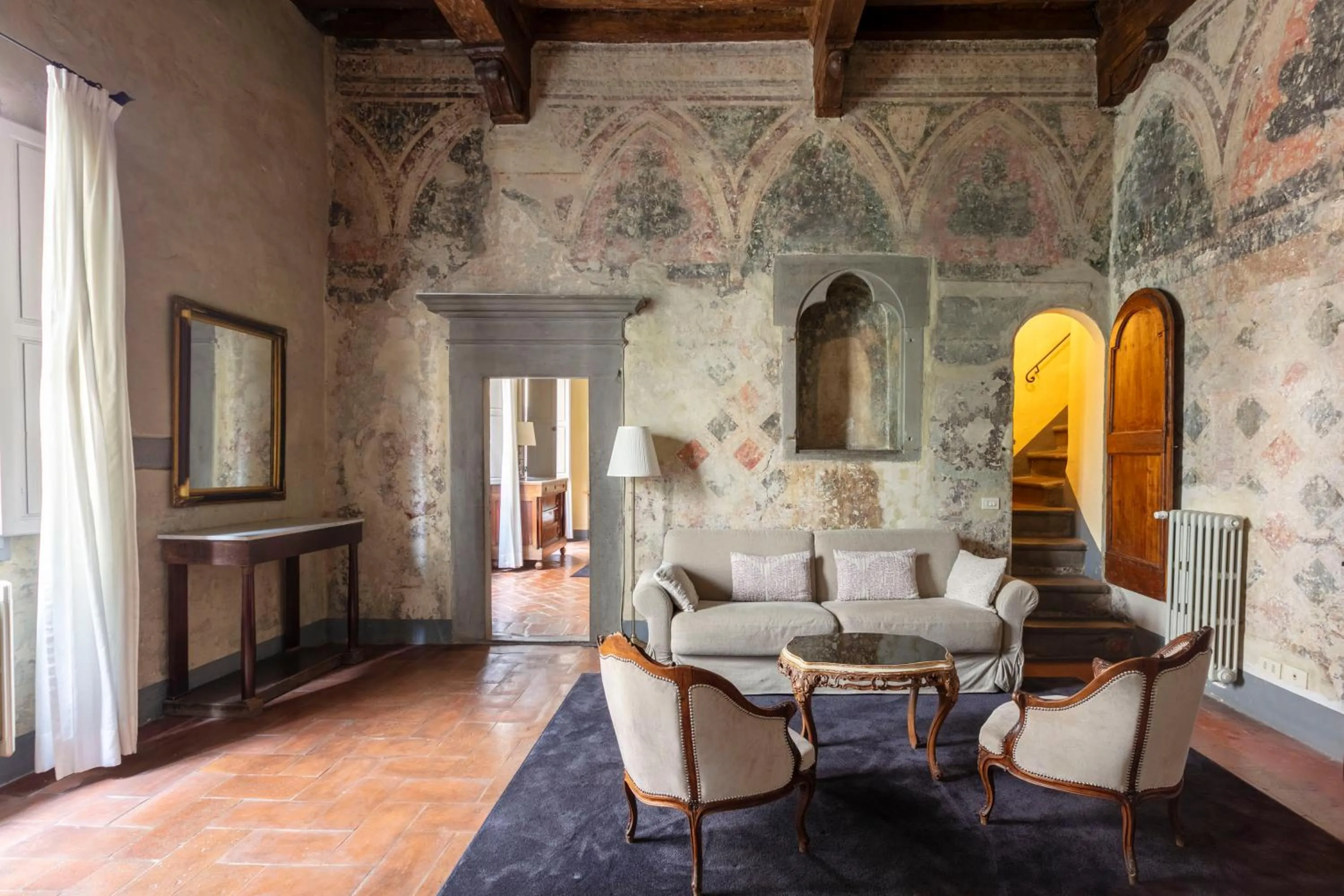Living room in Numa Florence Palazzo Belfiore