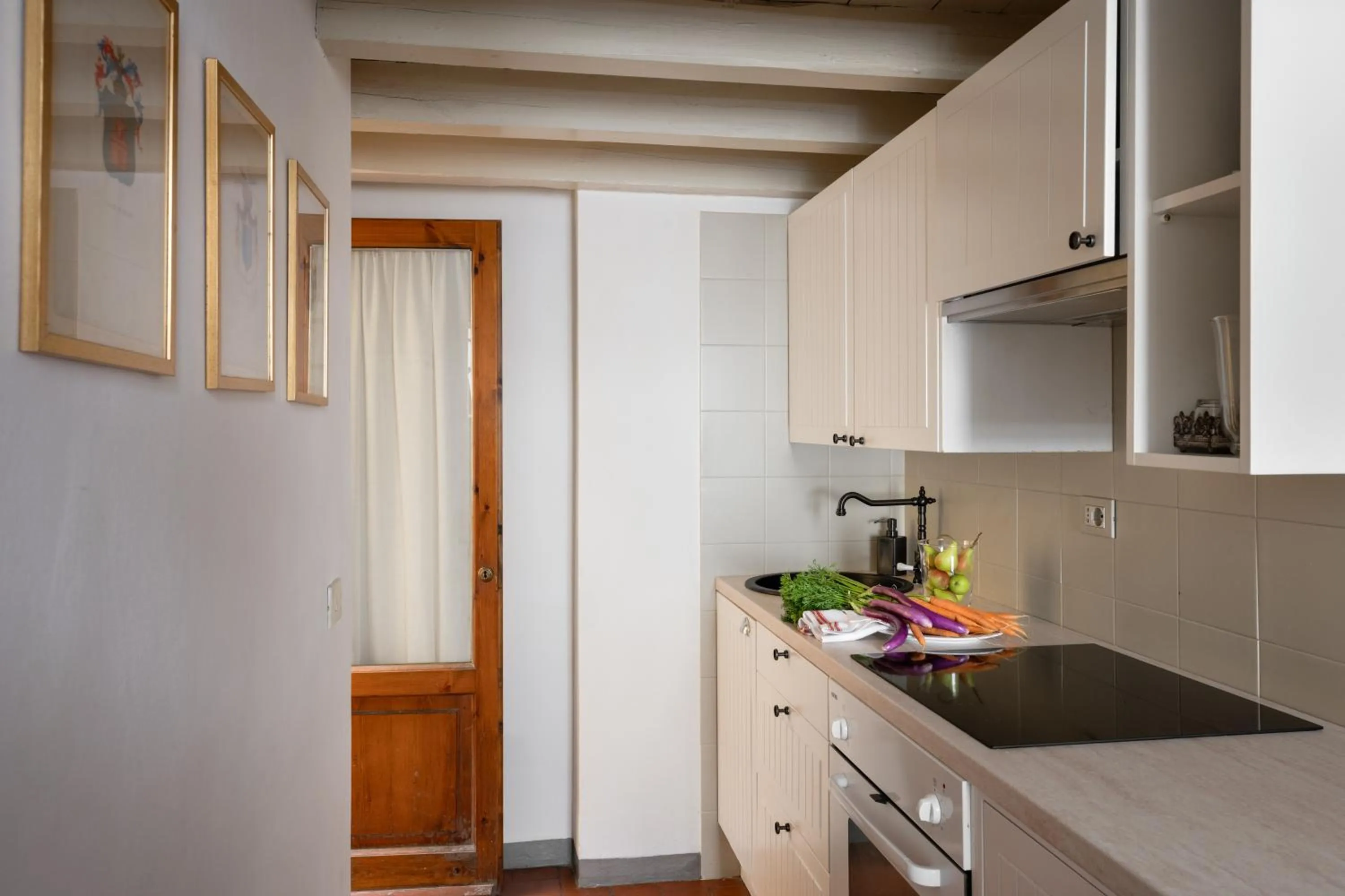 Kitchen or kitchenette in Numa Florence Palazzo Belfiore