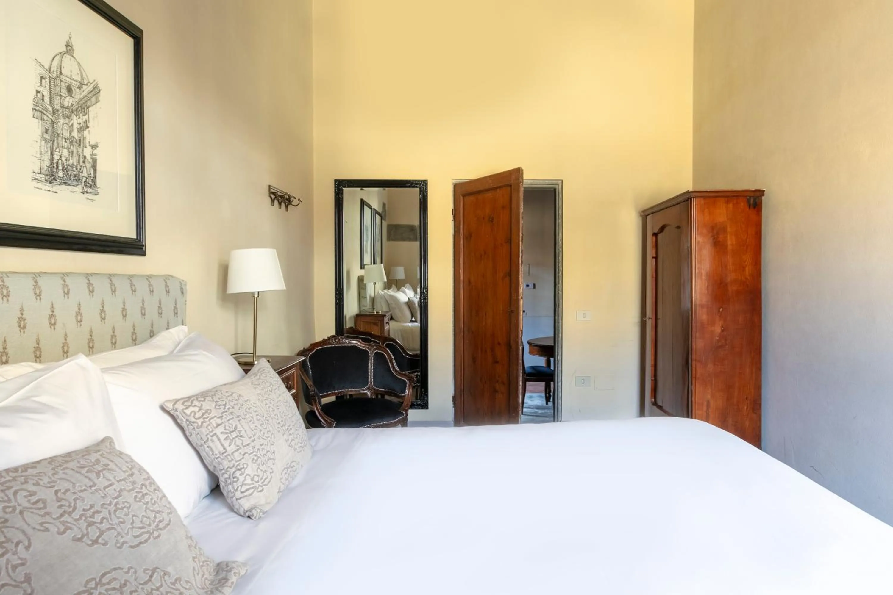 Bed in Numa Florence Palazzo Belfiore