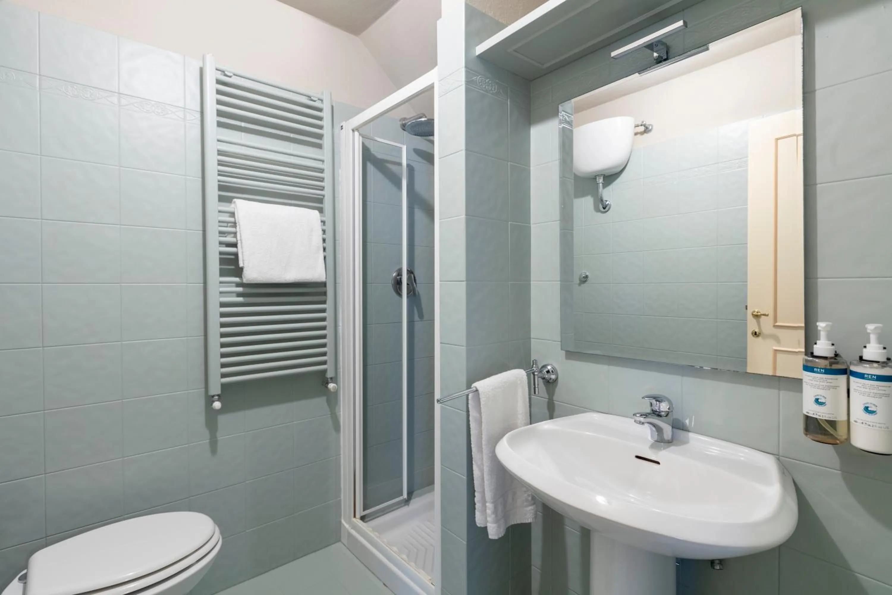 Bathroom in Numa Florence Palazzo Belfiore