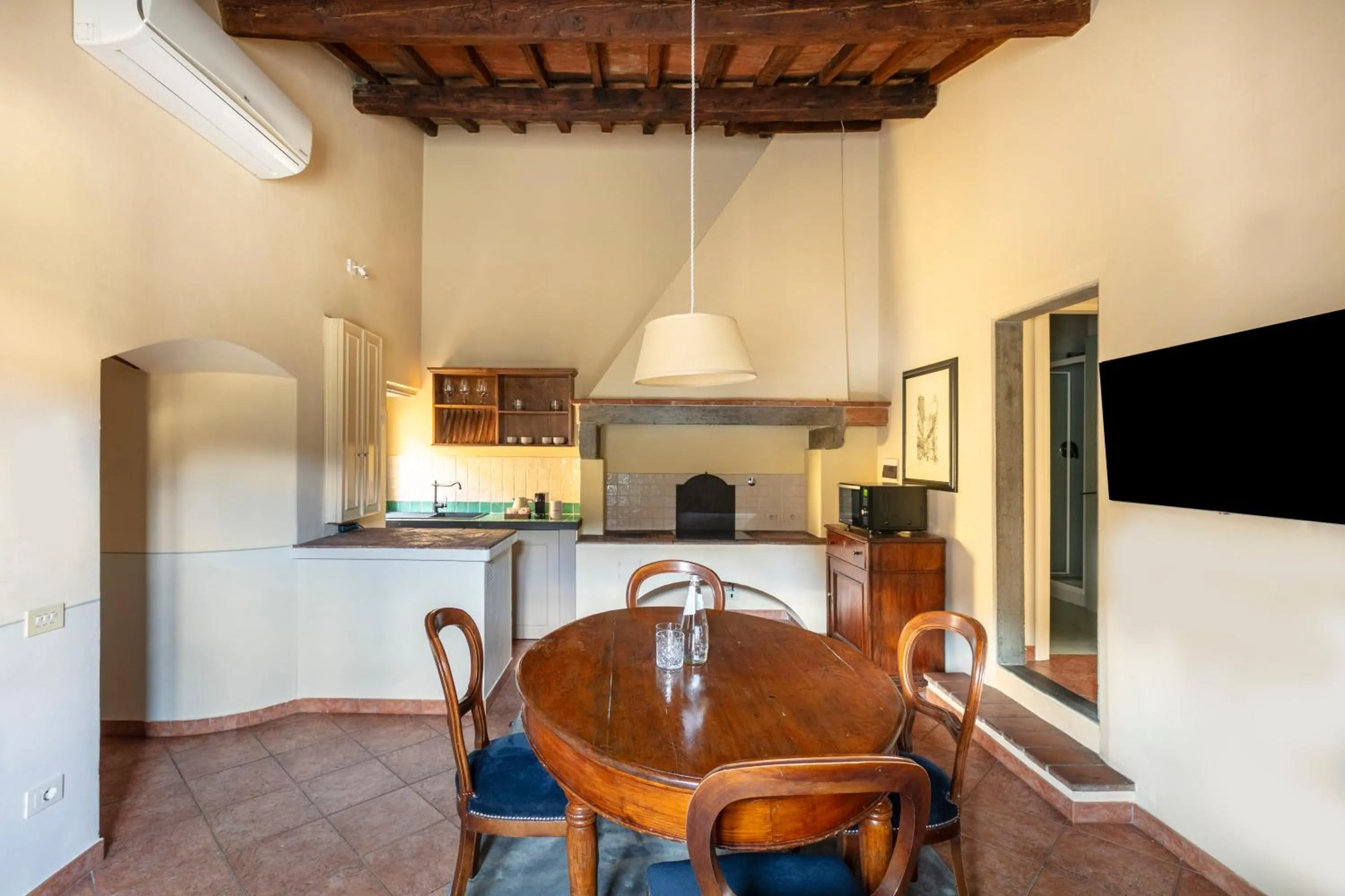 Kitchen or kitchenette in Numa Florence Palazzo Belfiore