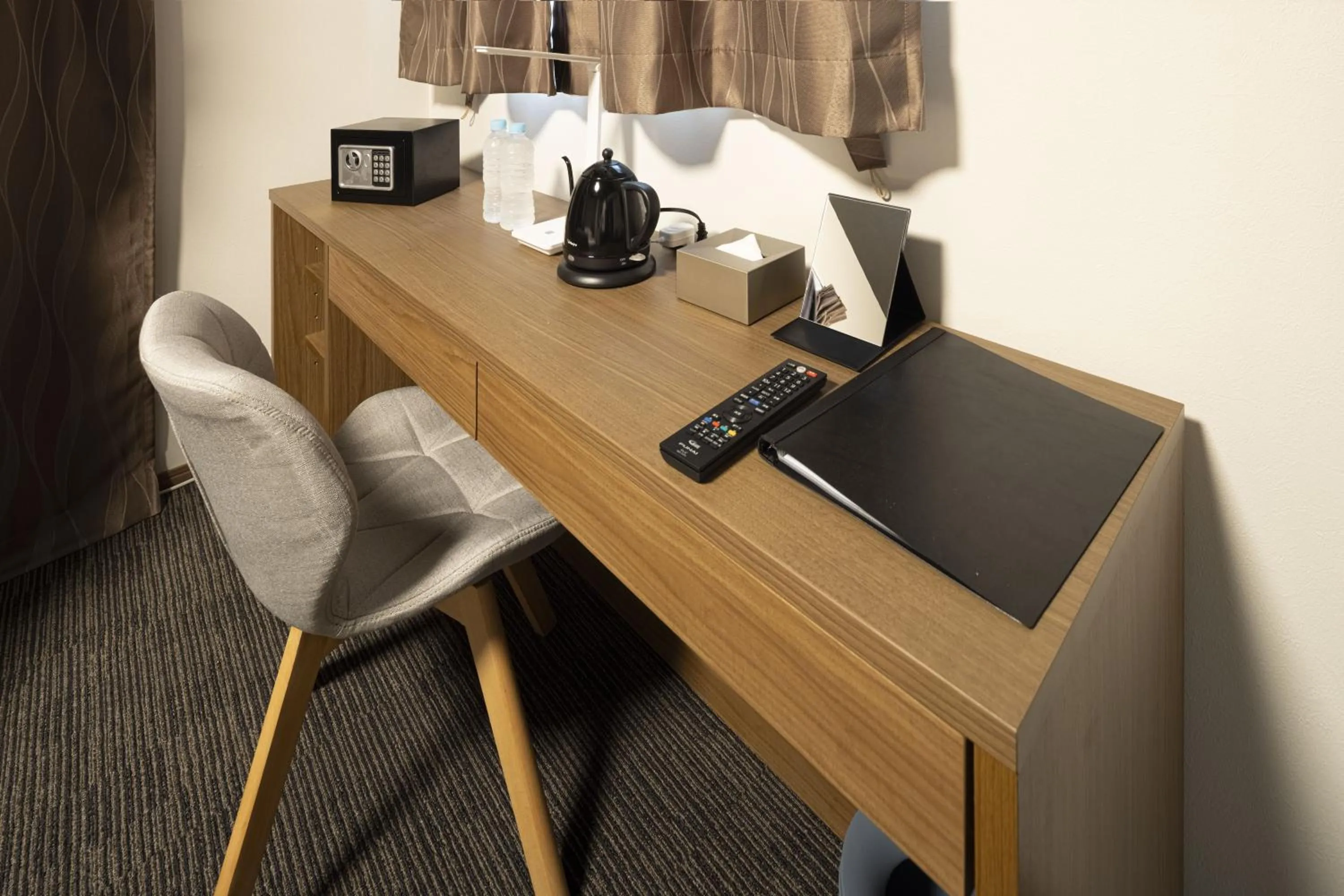 Photo of the whole room in Coruscant Hotel NagasakiekiⅢ