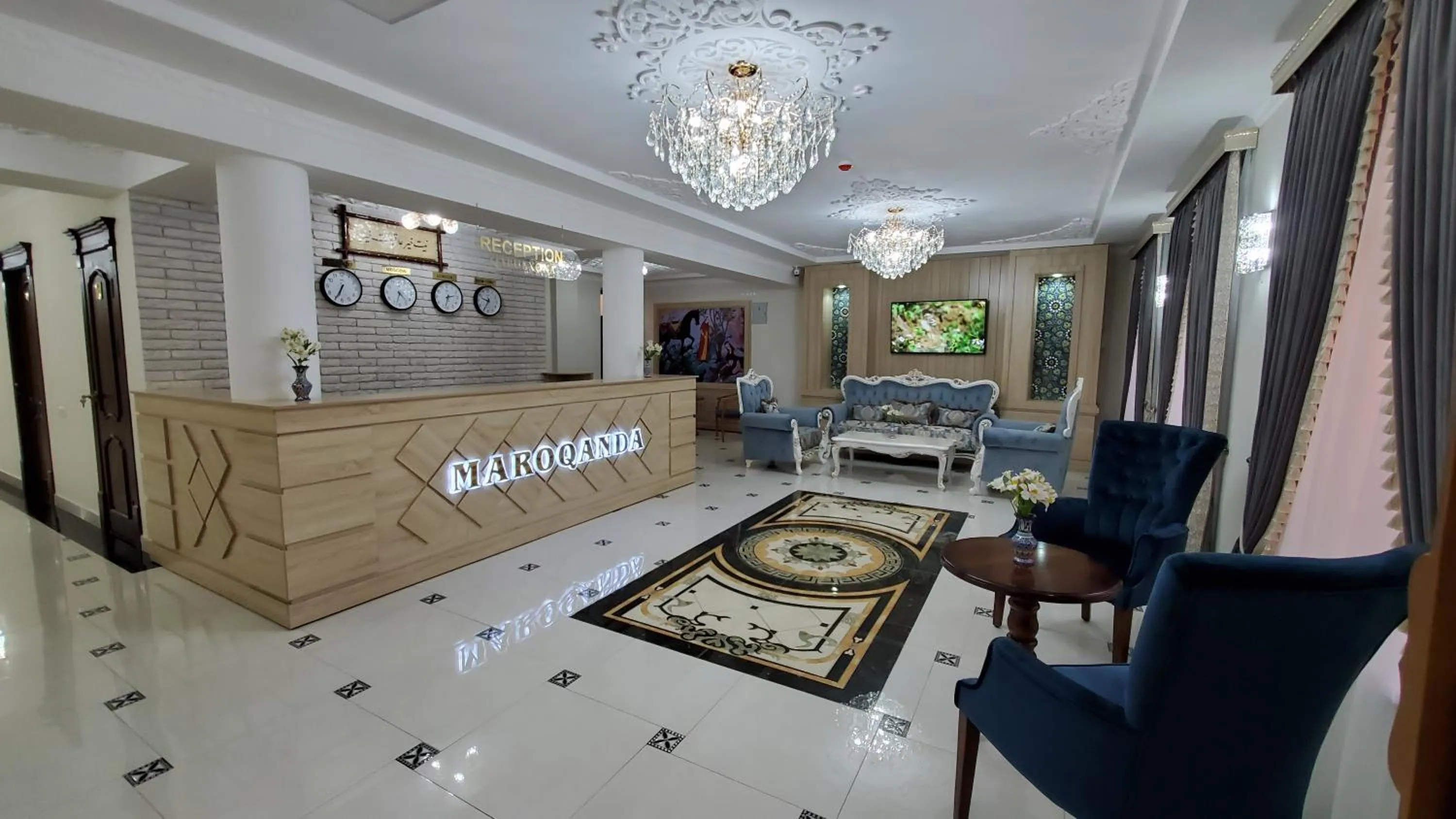 TV and multimedia in Hotel Maroqanda