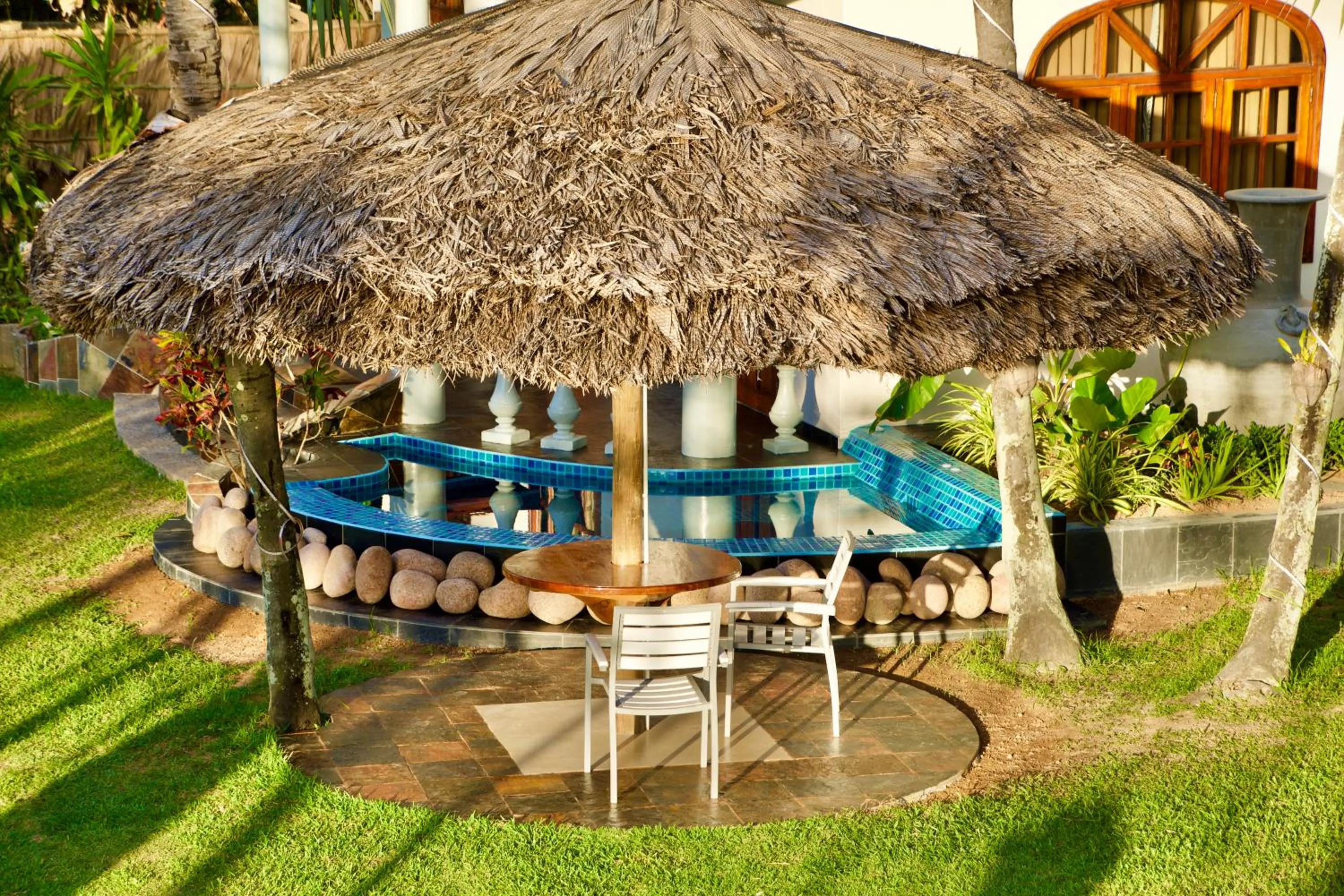 Patio in SEA SPLASH SELF CATERING And La Petite Maison