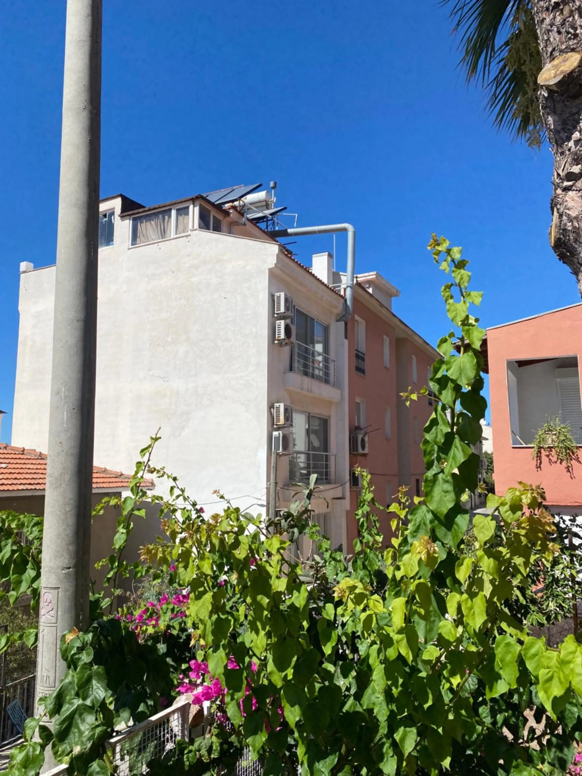 Street view in Larimar Hotel Cesme