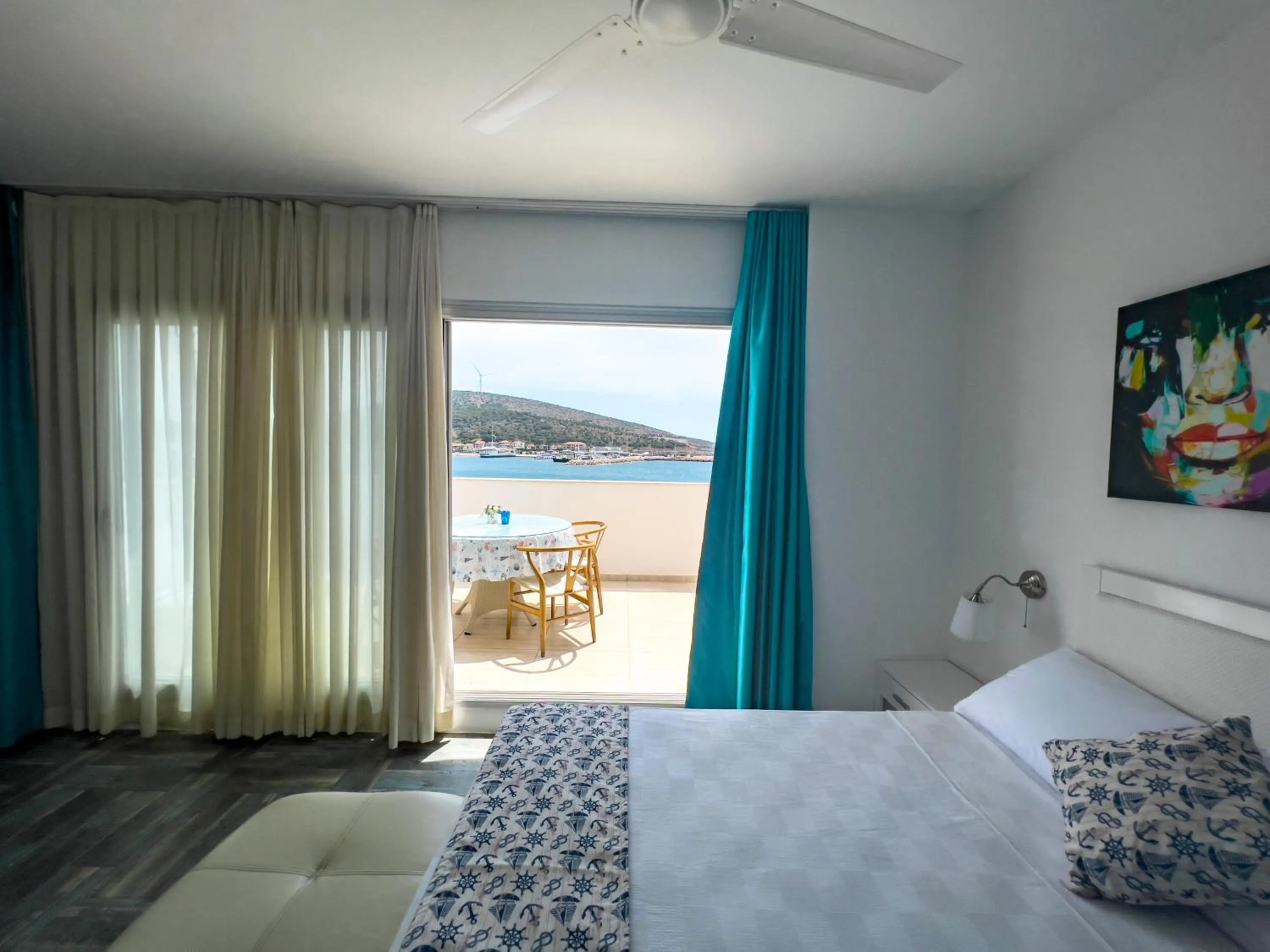 Sea view, Bed in Larimar Hotel Cesme