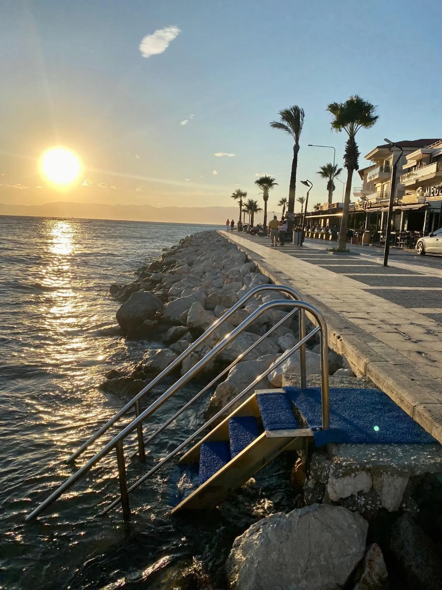 Beach in Larimar Hotel Cesme