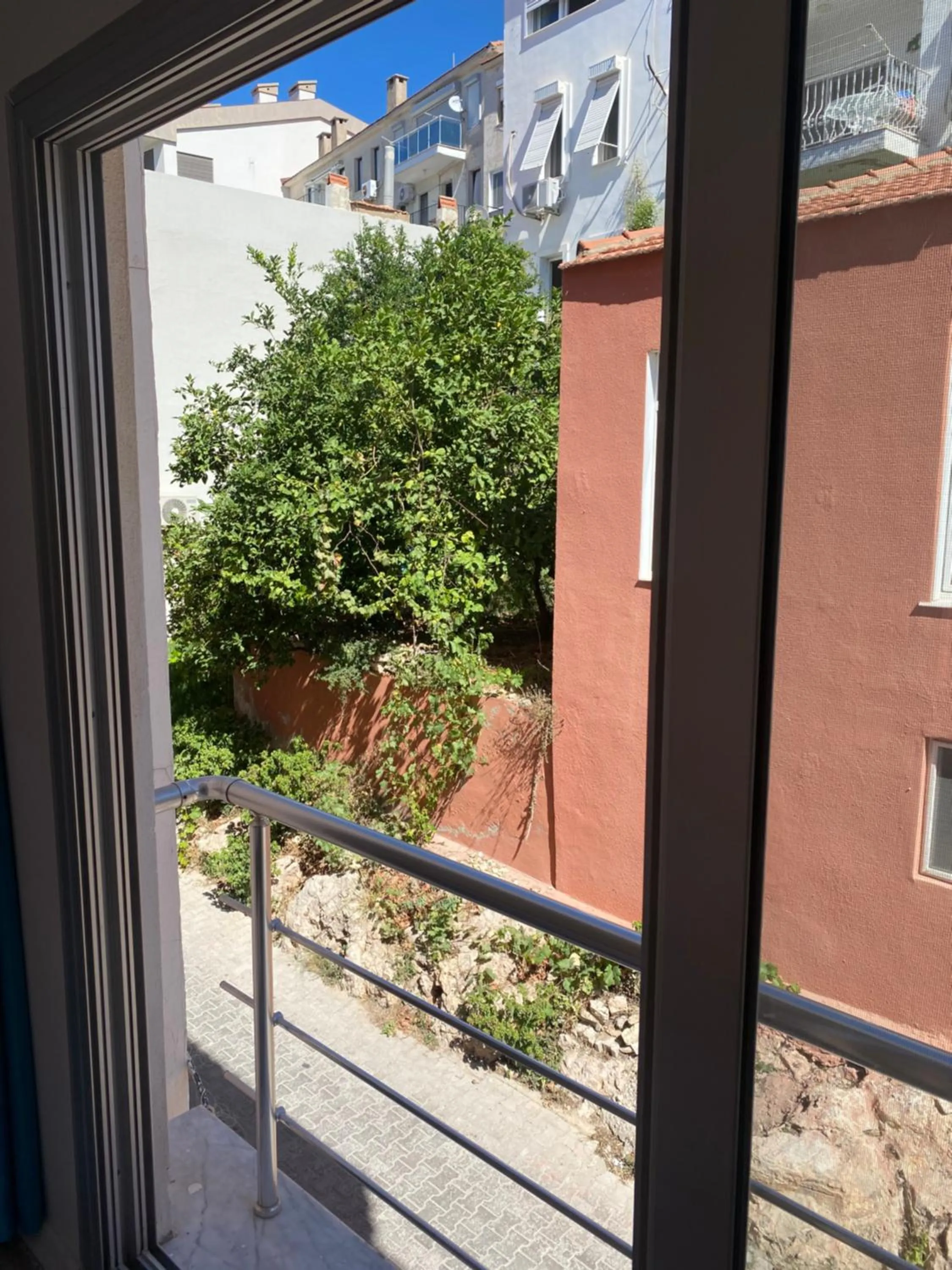 Street view in Larimar Hotel Cesme