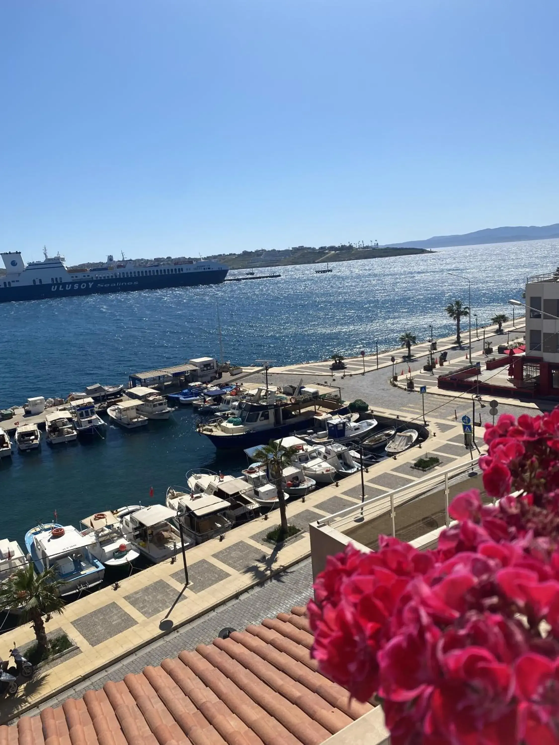 King Room with Sea View in Larimar Hotel Cesme King Room with Sea View in Larimar Hotel Cesme