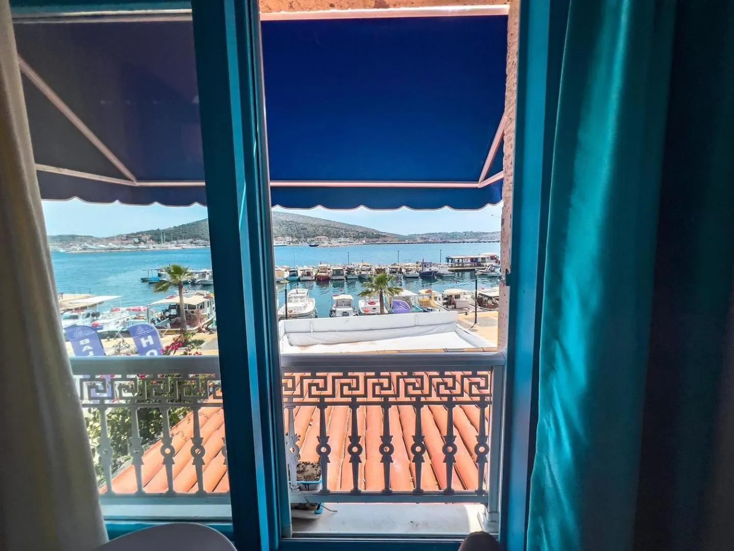 Sea view in Larimar Hotel Cesme