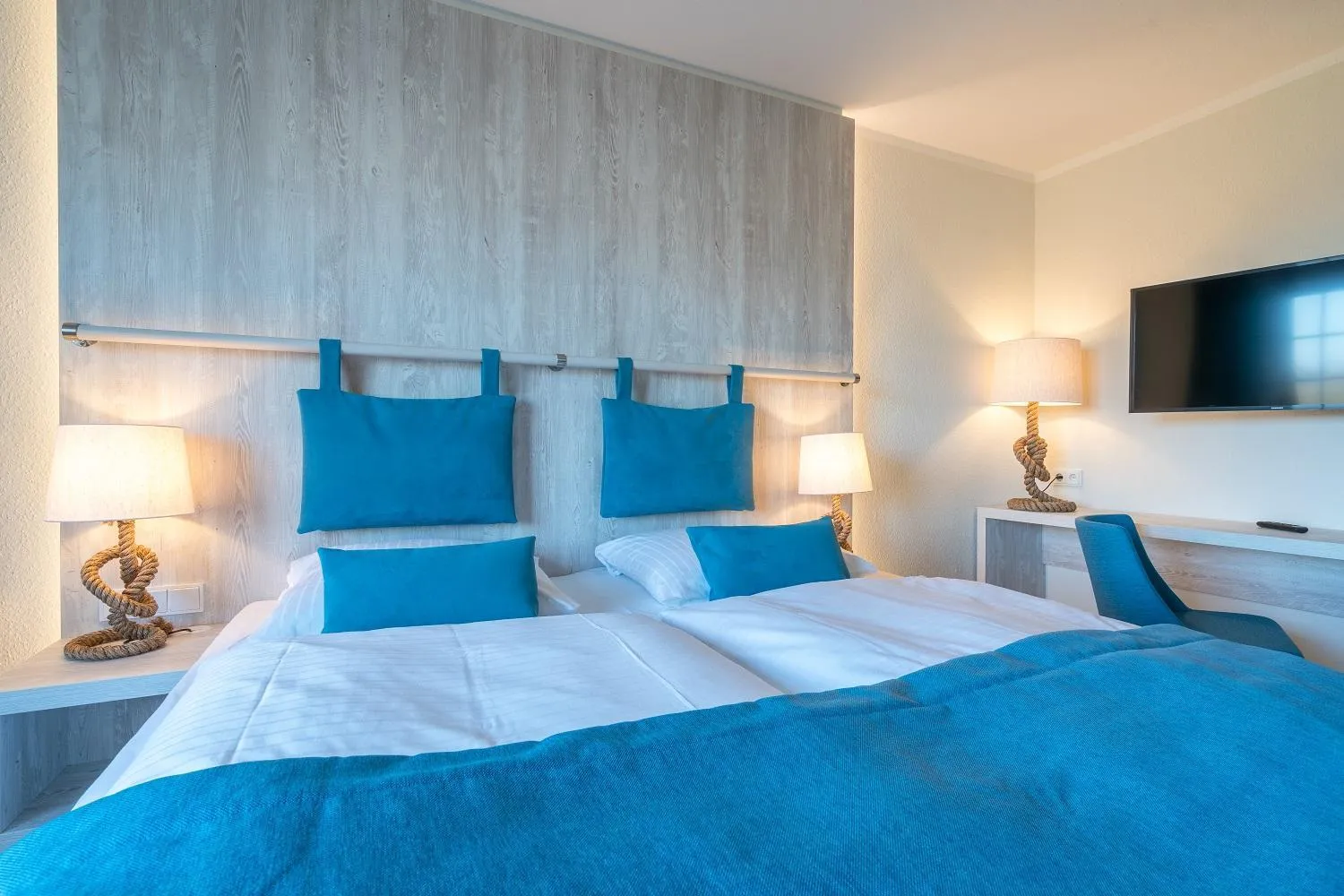 Bed in Hotel Garni Kölfhamm