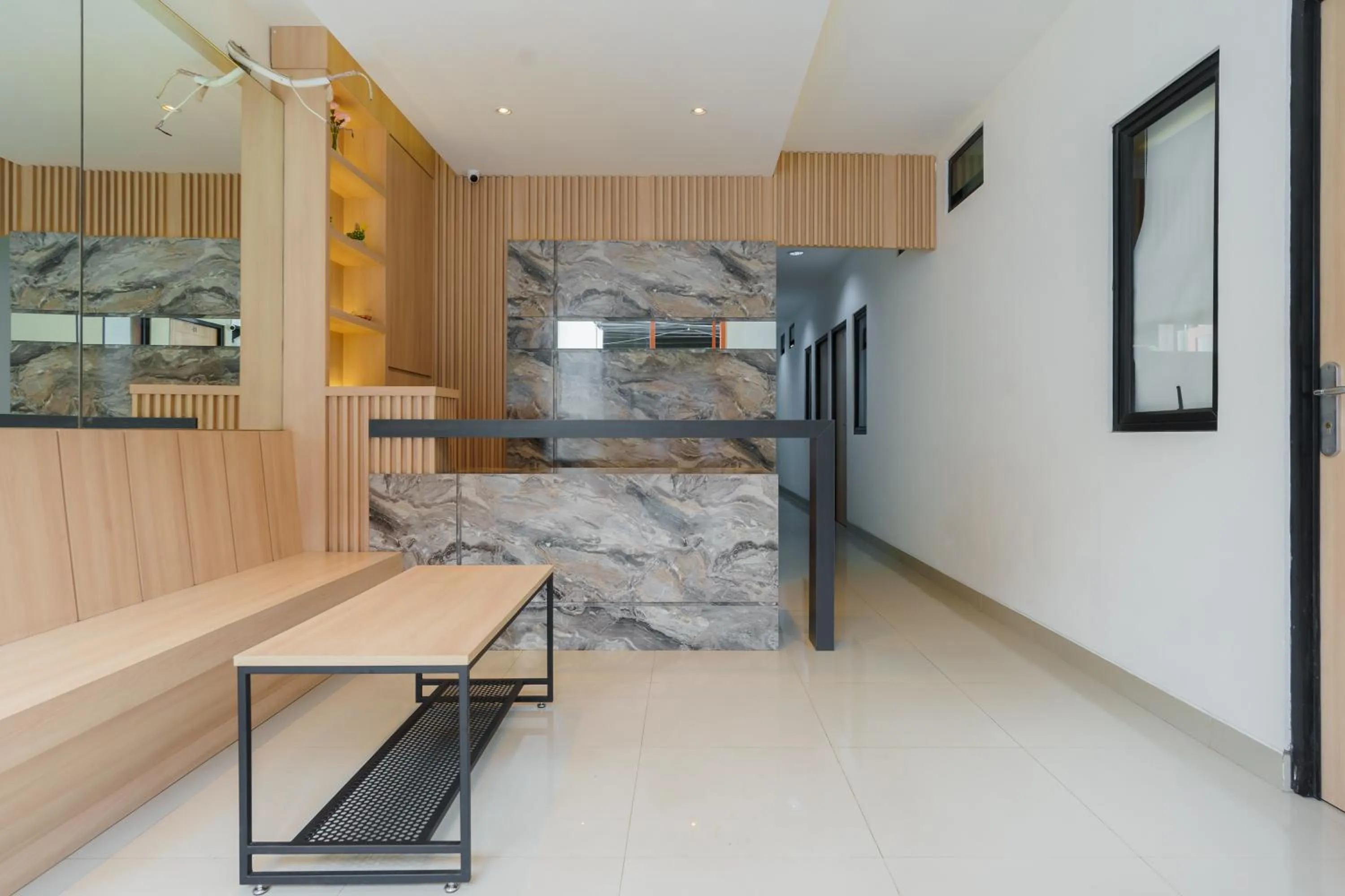 Facade/entrance in RedDoorz near Seasons City Mall 3