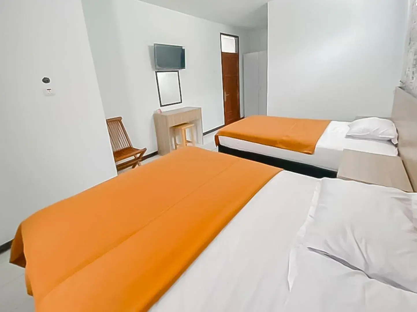 Bedroom, Bed in Ultima Syariah Cipanas Garut Mitra RedDoorz Bedroom, Bed in Ultima Syariah Cipanas Garut Mitra RedDoorz