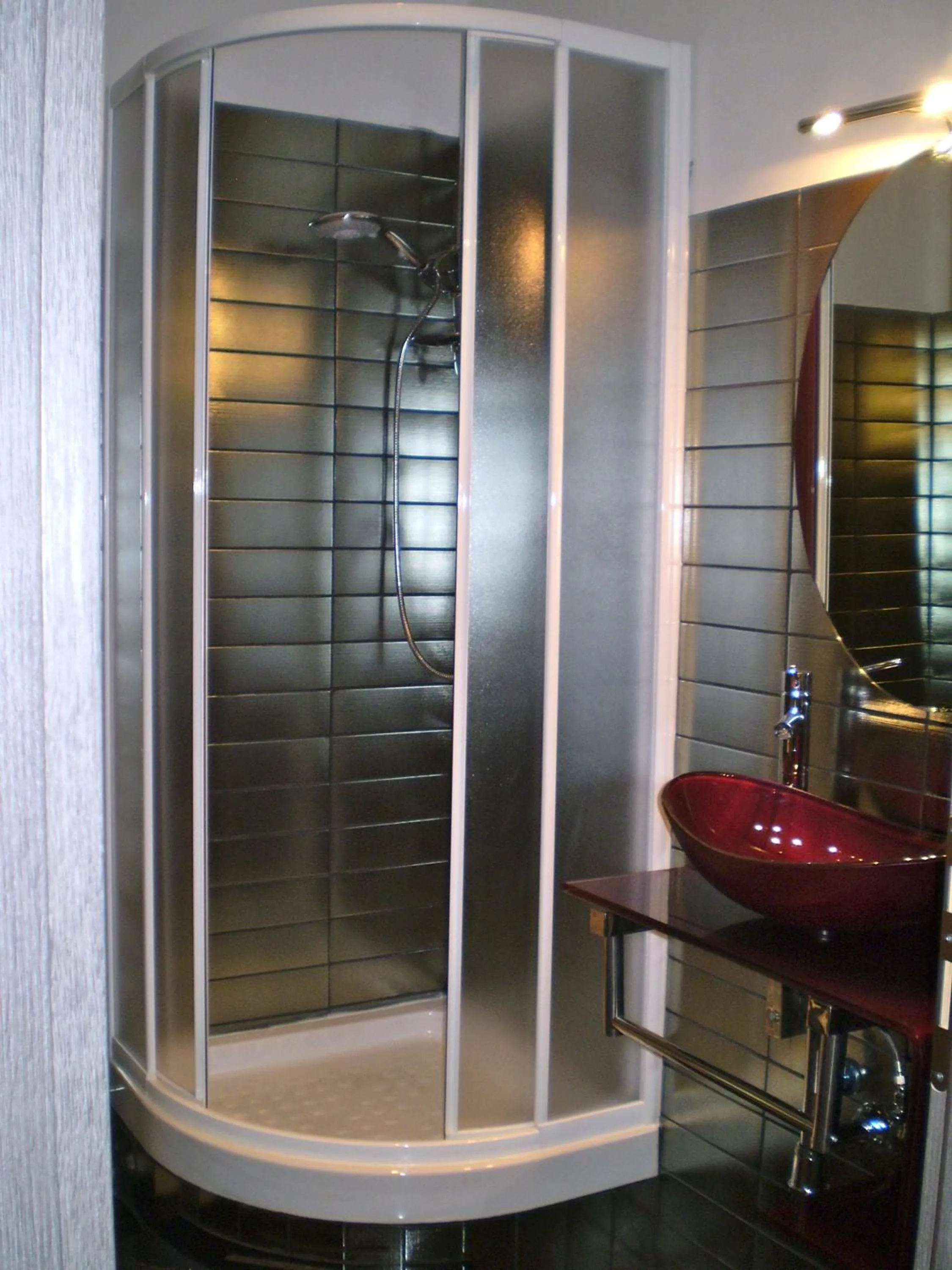 Bathroom in Domus Fabiola - Vaticano