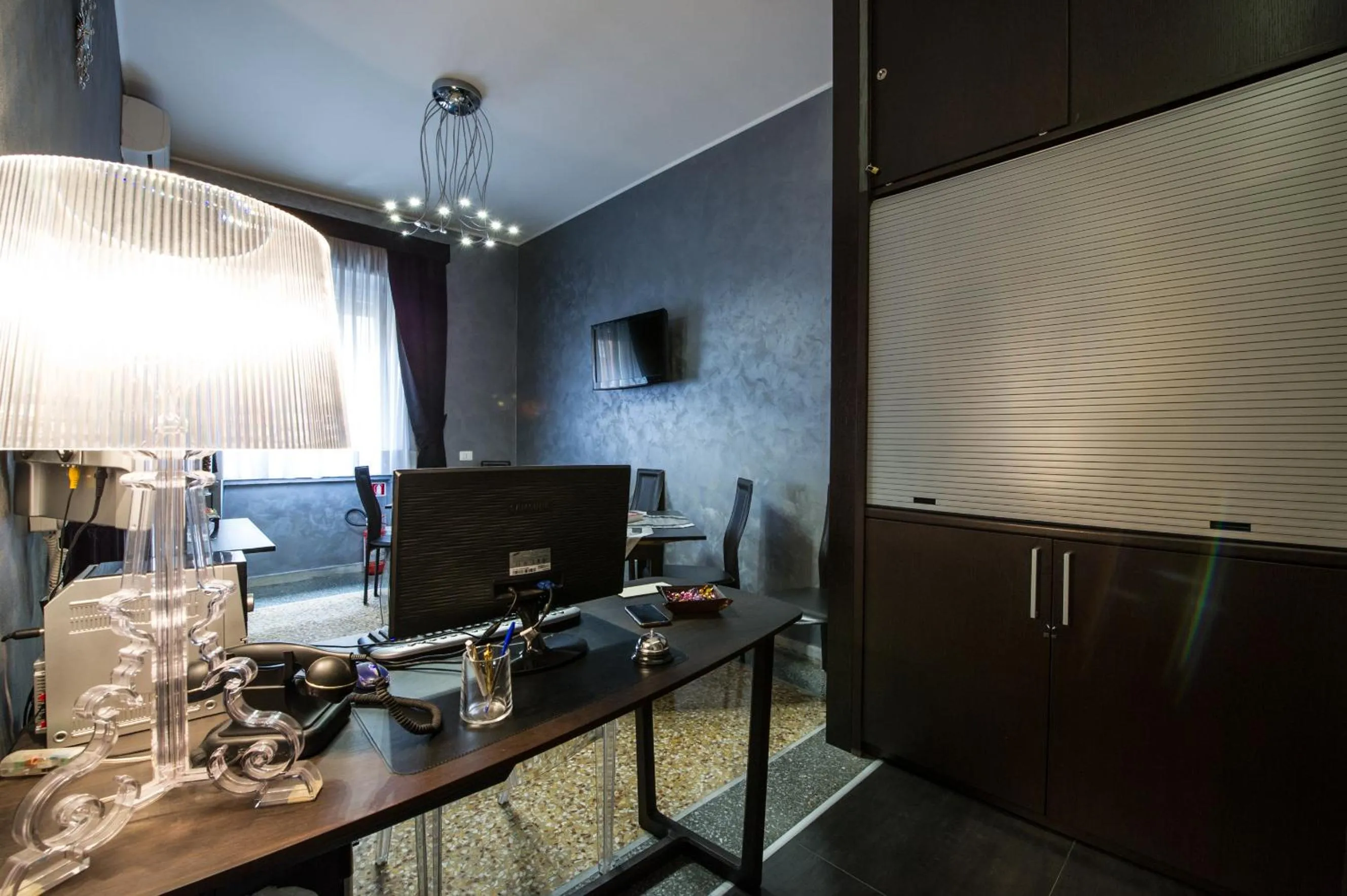 Communal lounge/ TV room in Domus Fabiola - Vaticano