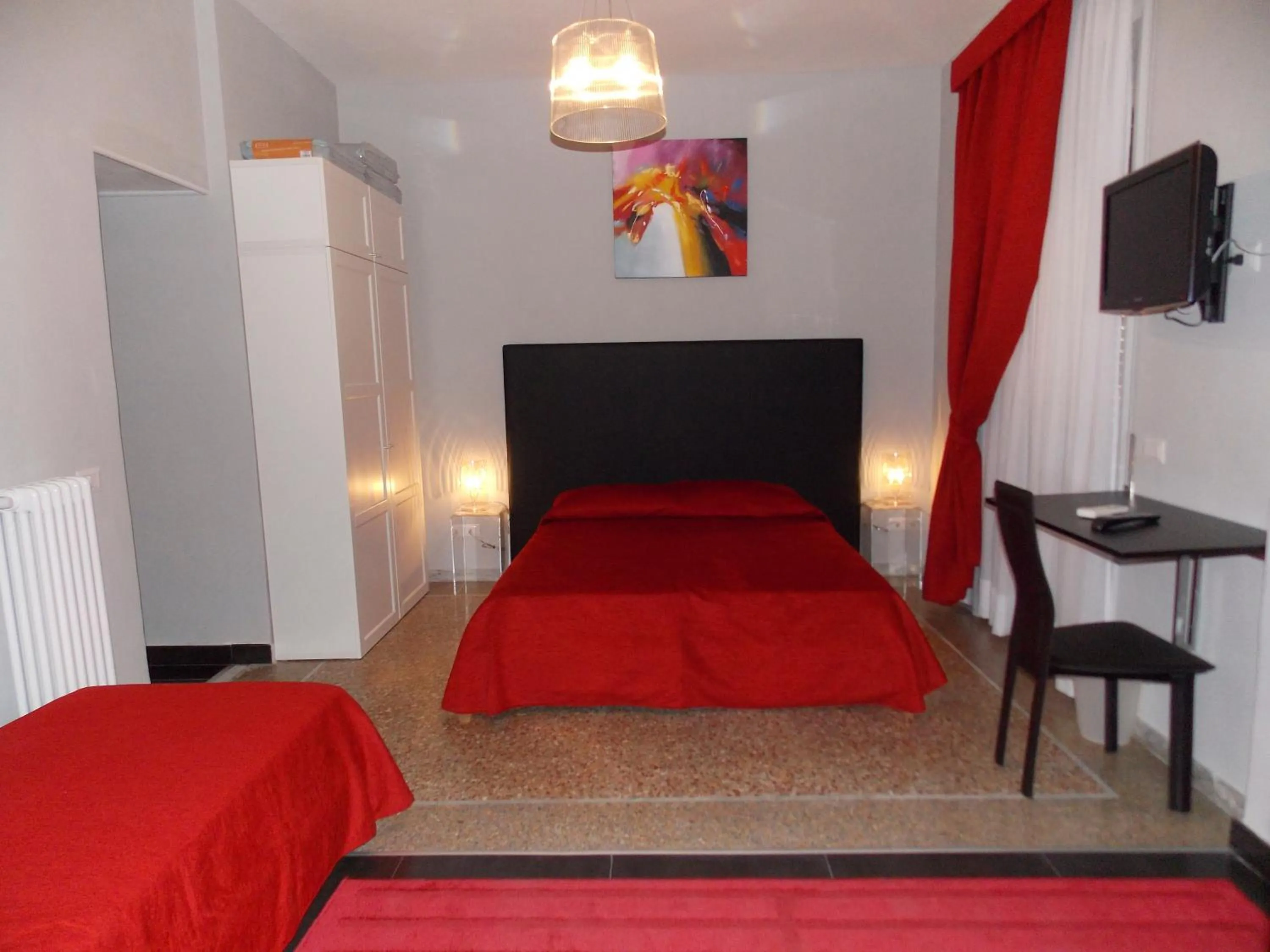 TV and multimedia, Bed in Domus Fabiola - Vaticano