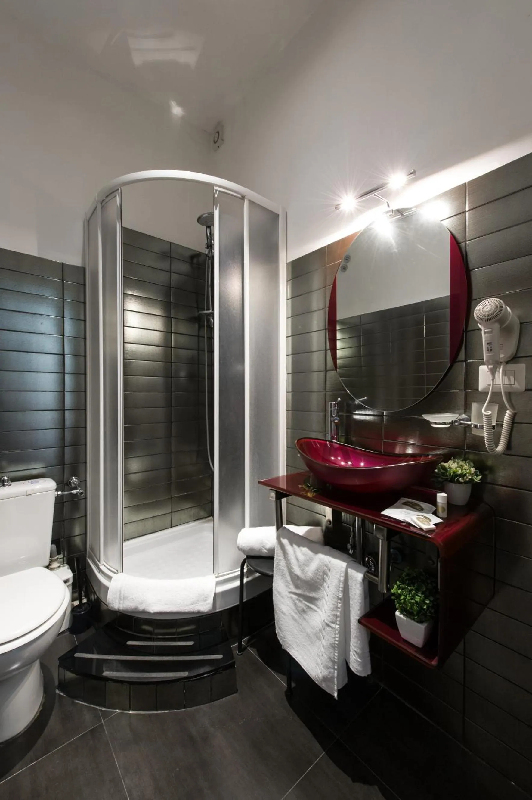 Bathroom in Domus Fabiola - Vaticano