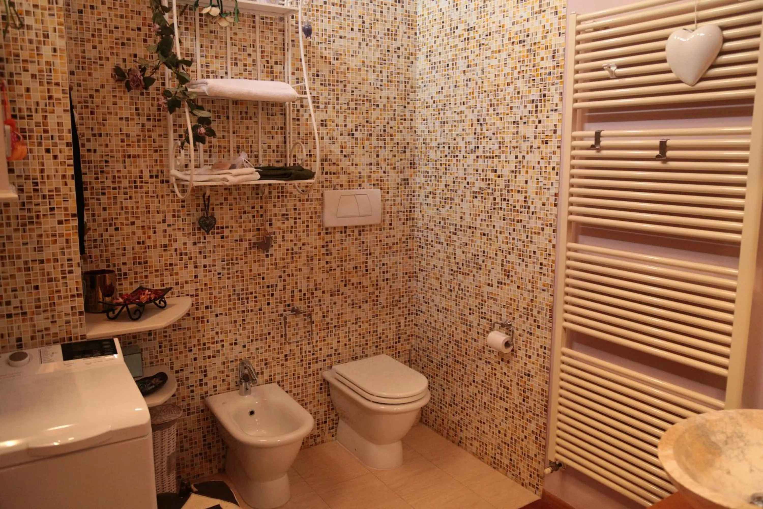 Toilet in La Casa di Biba