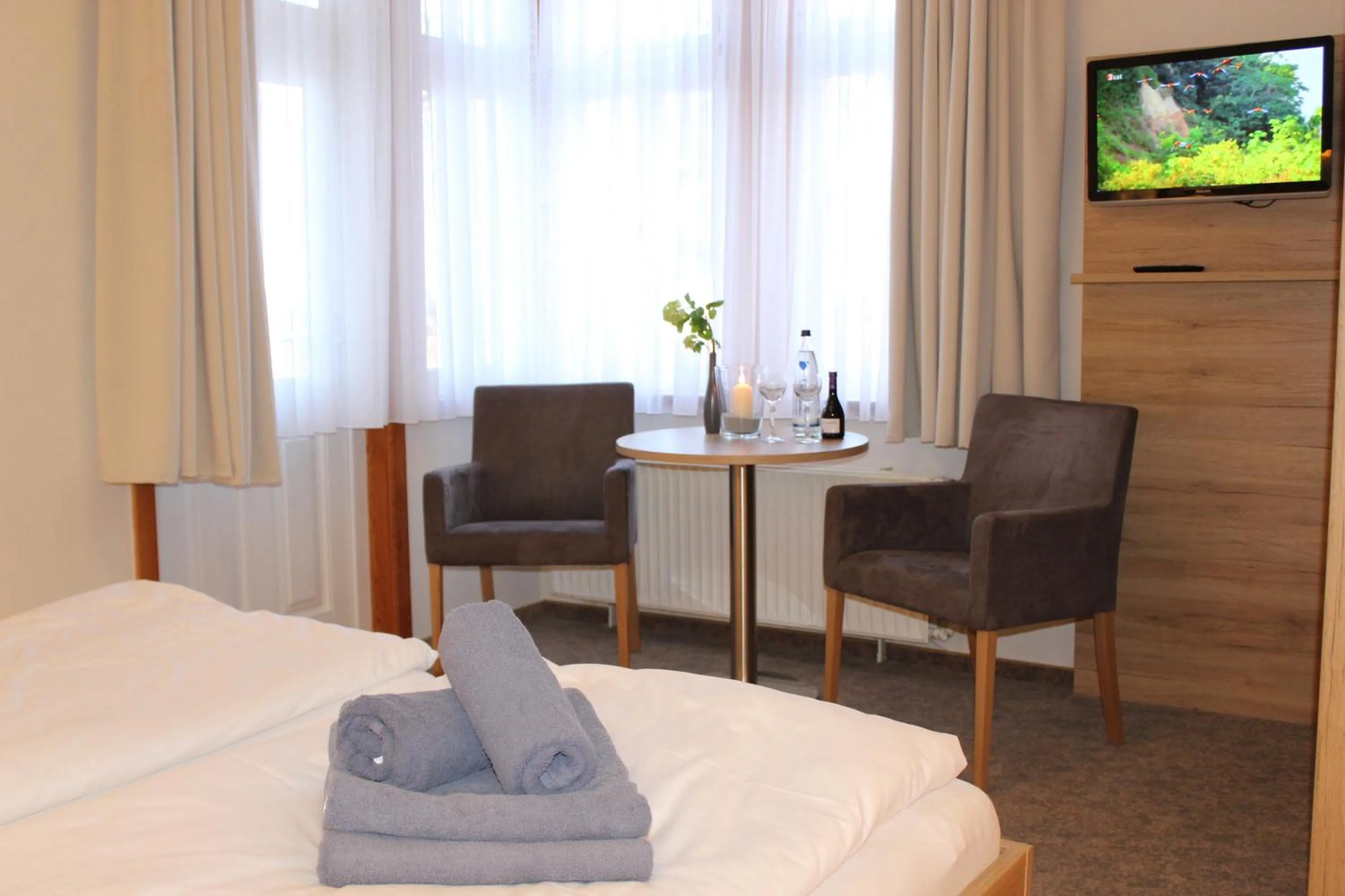 Photo of the whole room, Bed in Ferien- und Wellnesshotel Waldfrieden