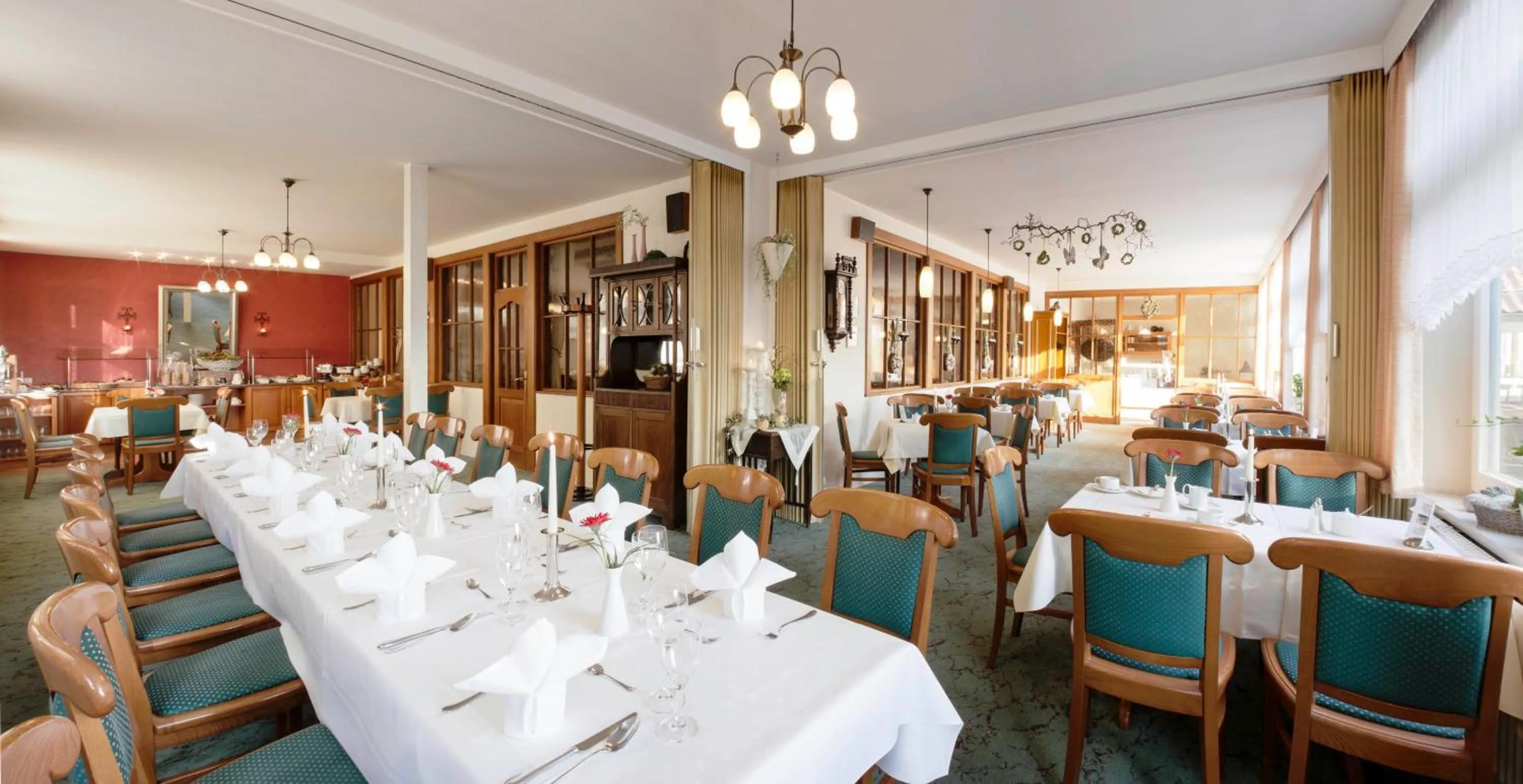 Restaurant/places to eat in Ferien- und Wellnesshotel Waldfrieden