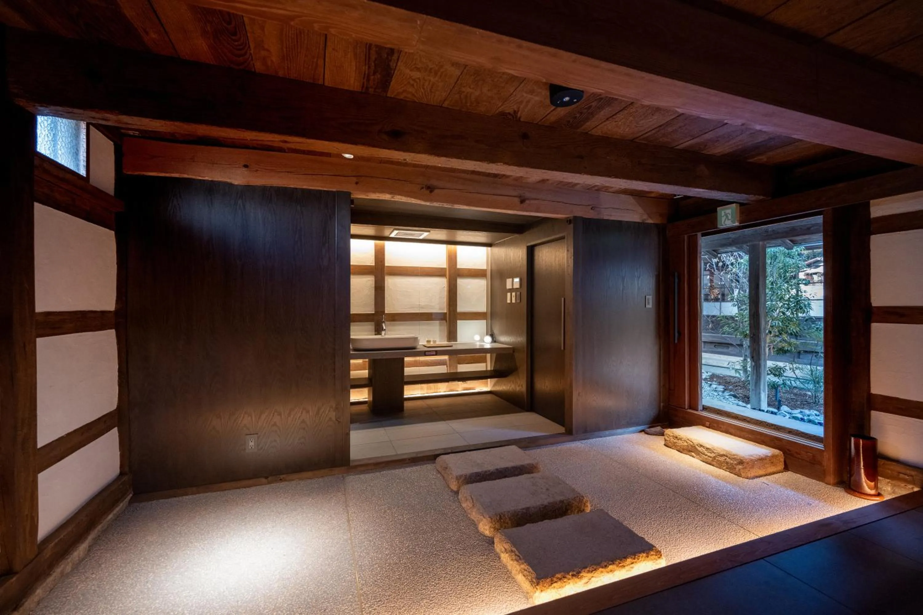 Bathroom, Bed in LOQUAT西伊豆