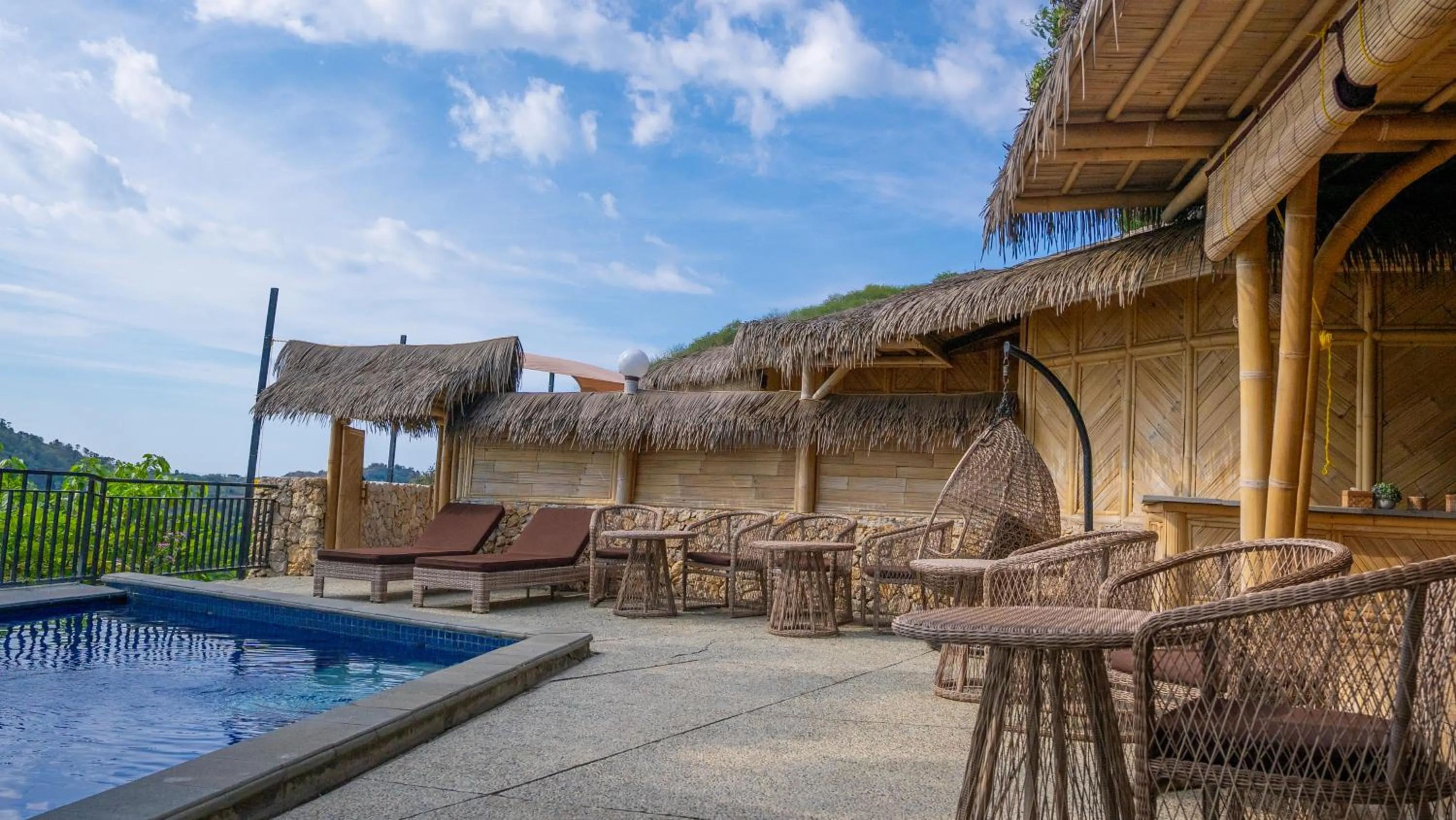 Swimming pool in Elang Hillside Bamboo Villas