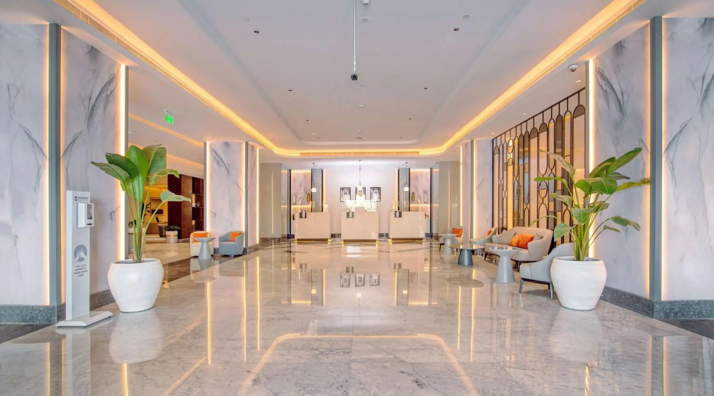 Lobby or reception in Radisson Blu Hotel & Resort, Abu Dhabi Corniche Lobby or reception in Radisson Blu Hotel & Resort, Abu Dhabi Corniche