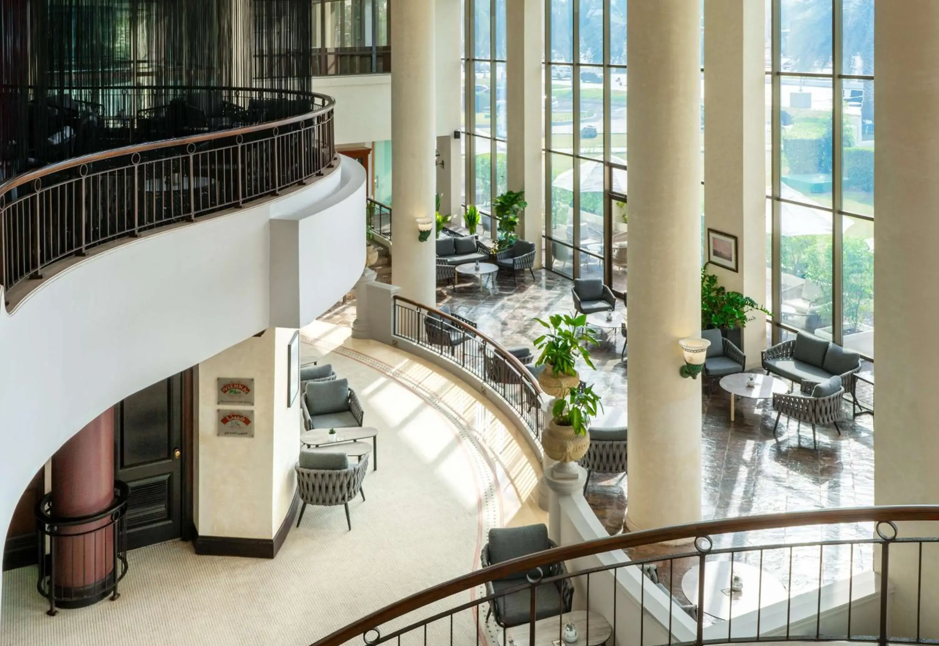 Restaurant/places to eat in Radisson Blu Hotel & Resort, Abu Dhabi Corniche Restaurant/places to eat in Radisson Blu Hotel & Resort, Abu Dhabi Corniche