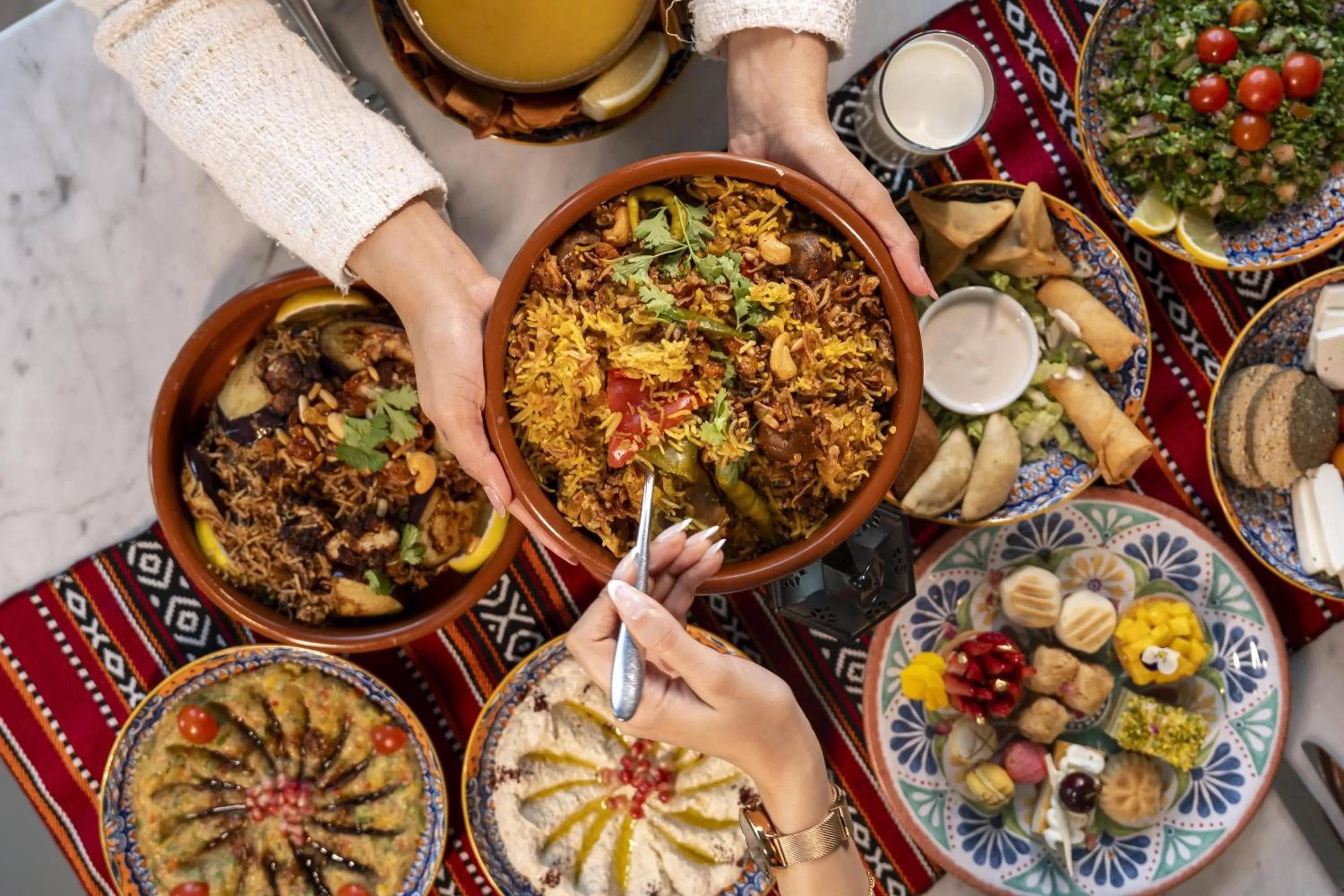 Food and drinks in Radisson Blu Hotel & Resort, Abu Dhabi Corniche