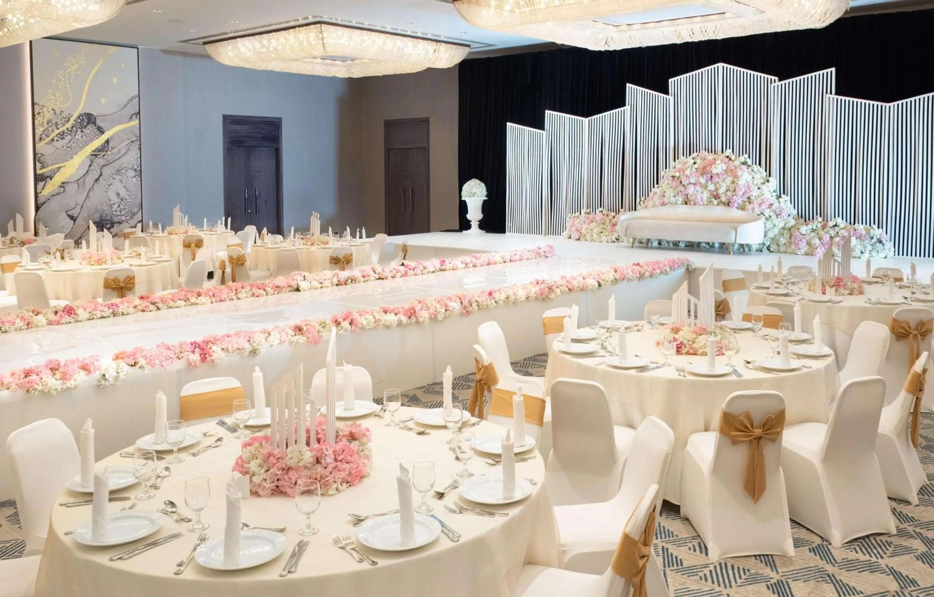 Banquet/Function facilities in Radisson Blu Hotel & Resort, Abu Dhabi Corniche