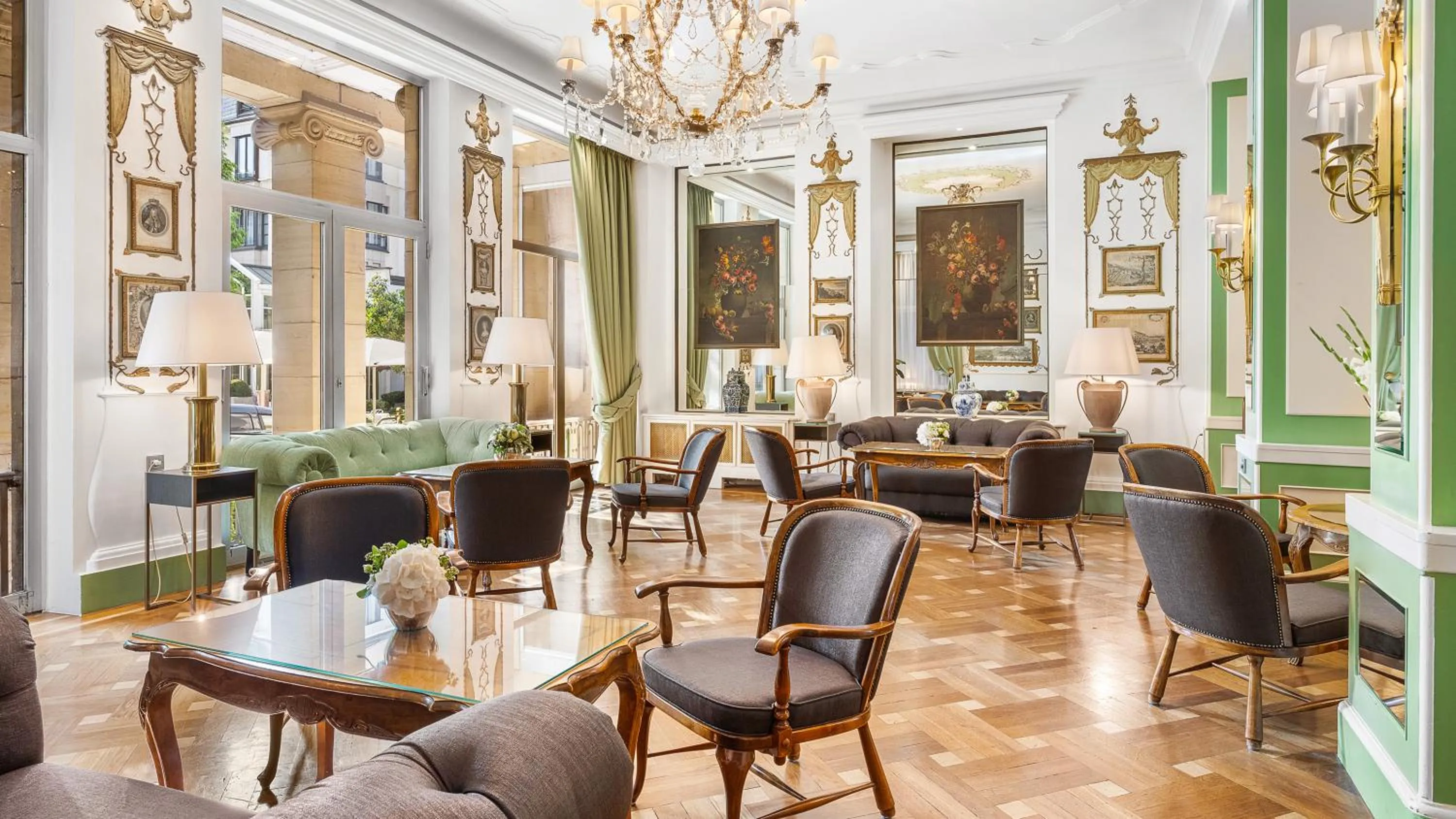 Decorative detail in Hotel Europäischer Hof Heidelberg, Bestes Hotel Deutschlands in historischer Architektur