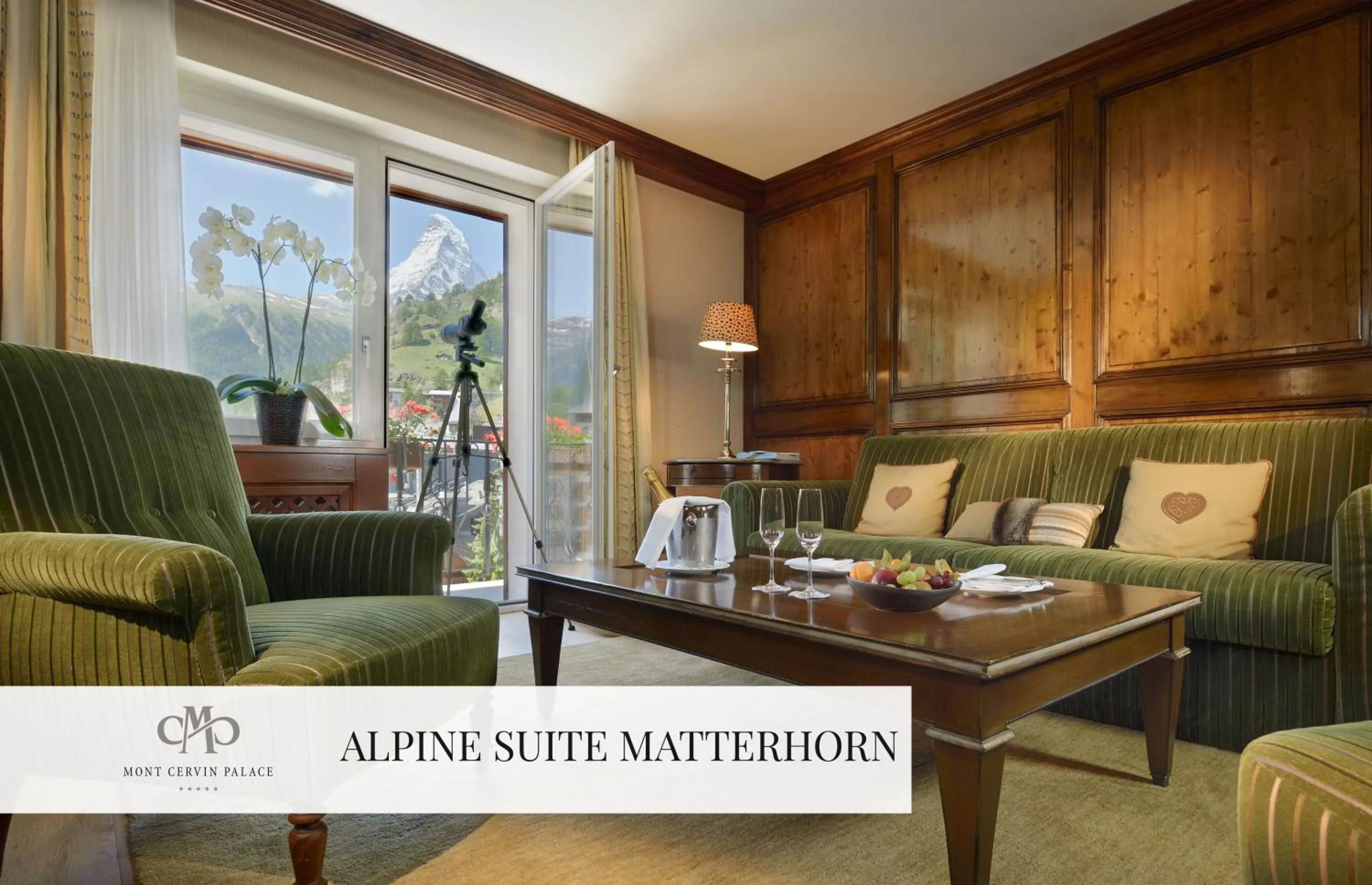 Living room in Mont Cervin Palace